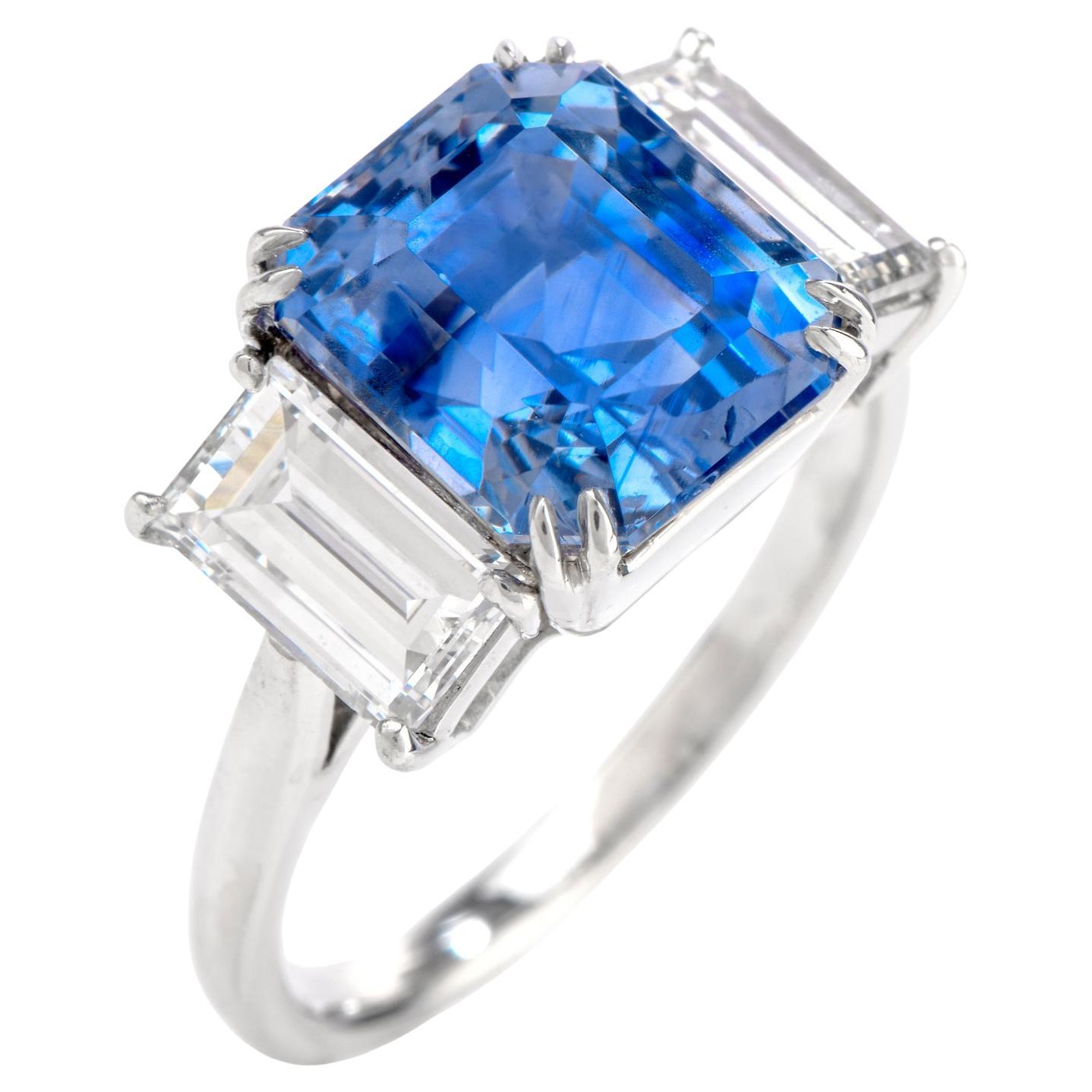 Rare Sapphire!

All Natural No Heat Sapphire from Kashmir region GIA certified. This very rare sapphire ring was inspired by a 3 stone motif and crafted in luxurious Platinum. Featuring a Step cut rectangular shaped natural Kashmir sapphire All