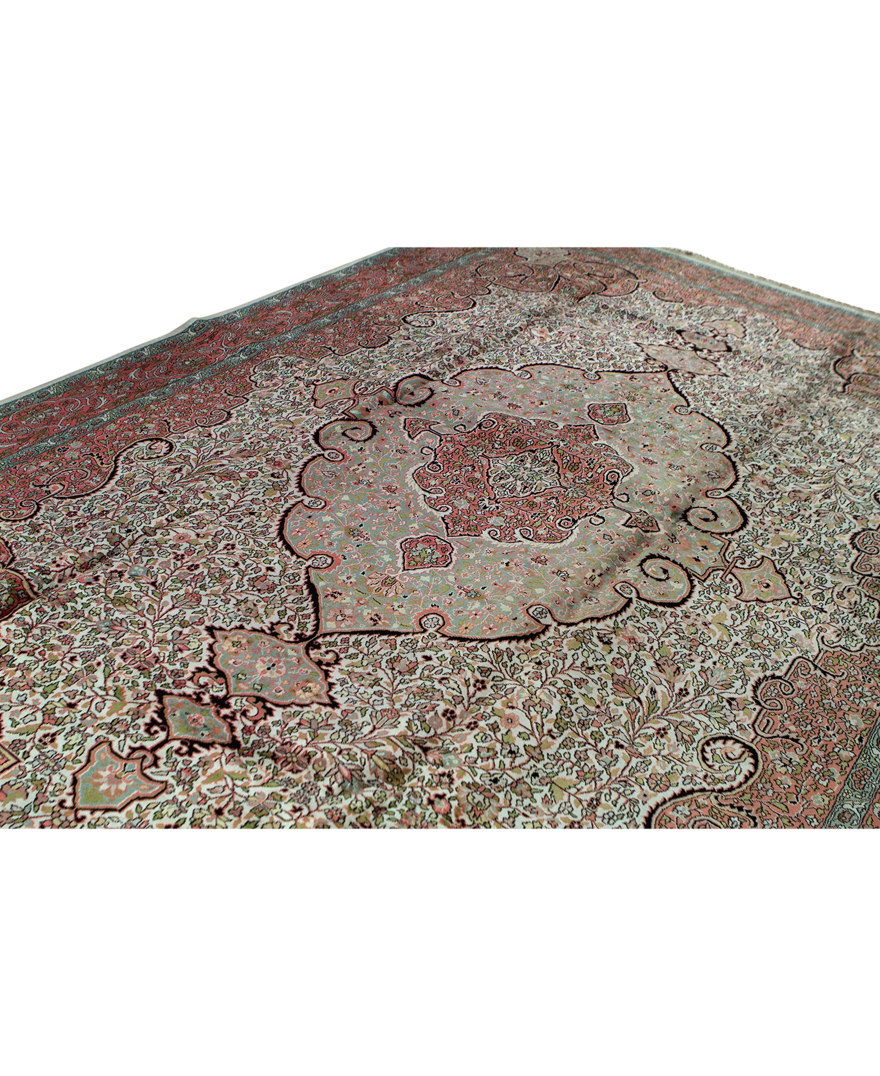 Antique Persian Fine Traditional Handwoven Luxury Kashmir Silk Ivory / Rose Rug. Size: 9'-7