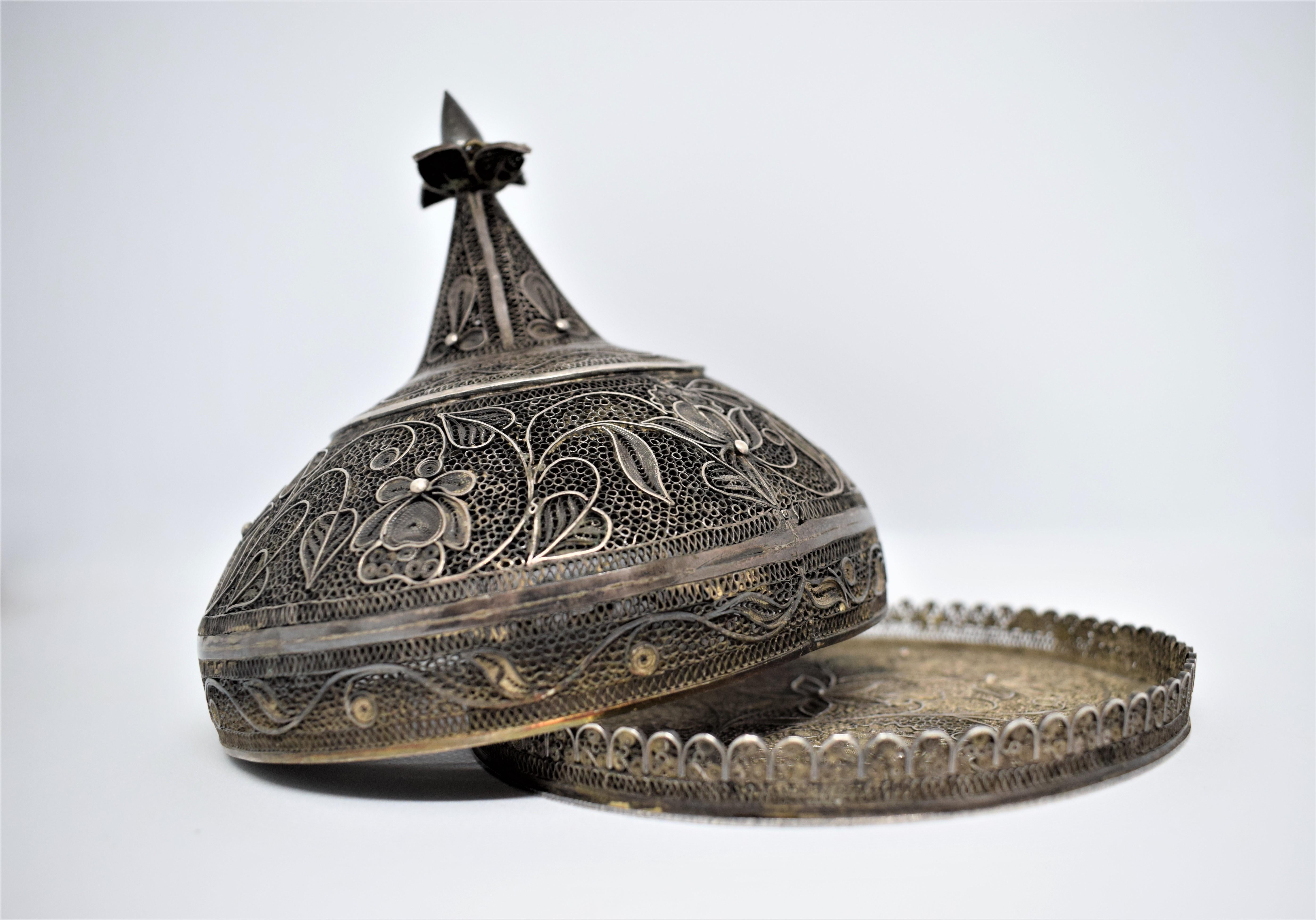 Indien Boîte à noix de bétel en argent du Cachemire, Khaas Daan, fin du XIXe siècle en vente