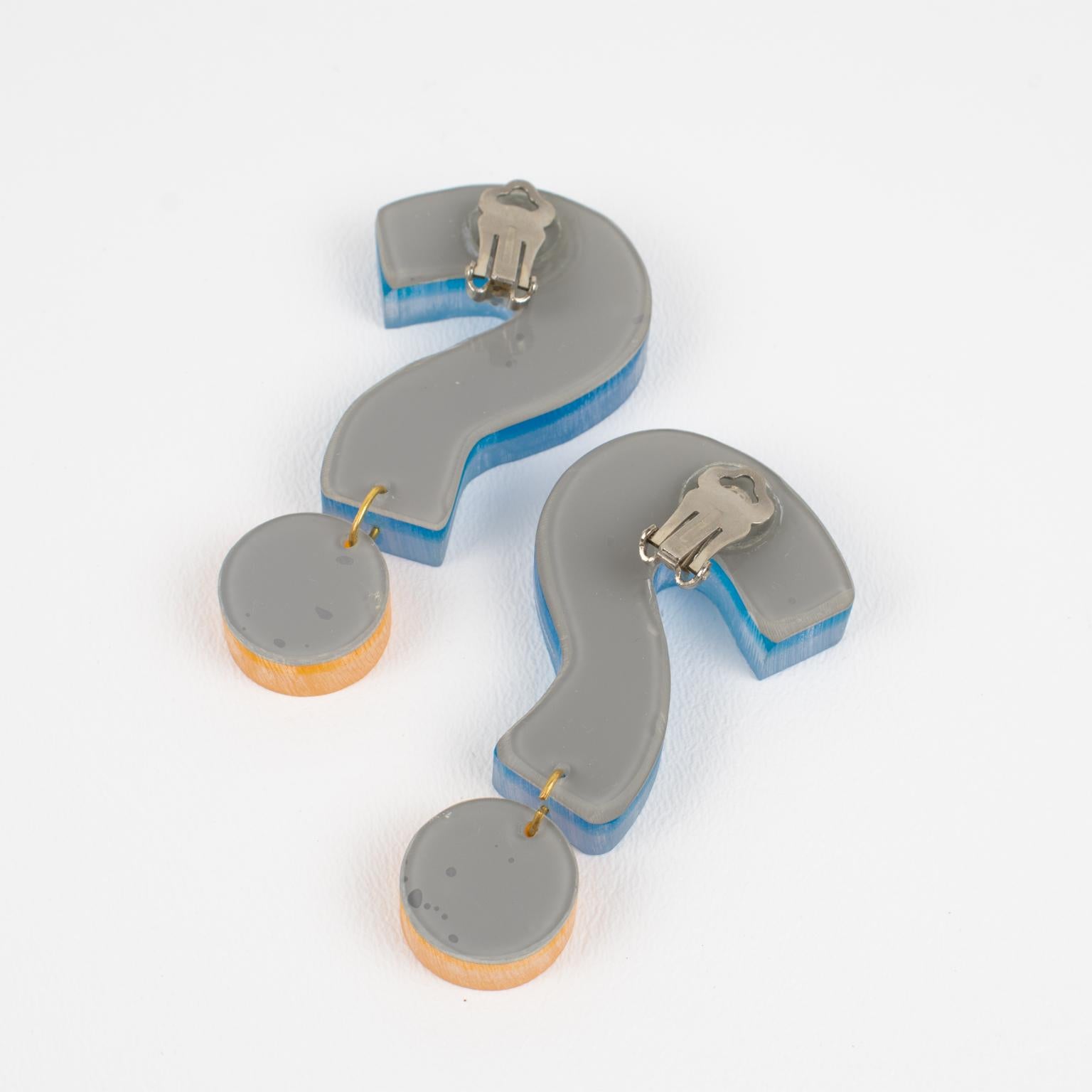 Kaso Acrylic Dangle Clip Earrings in Blue and Orange For Sale 3