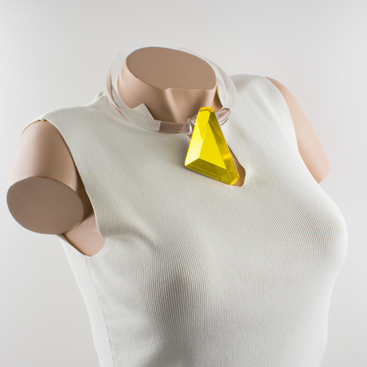 Kaso Blue, Orange, and Yellow Choker Pendant Necklace For Sale 2