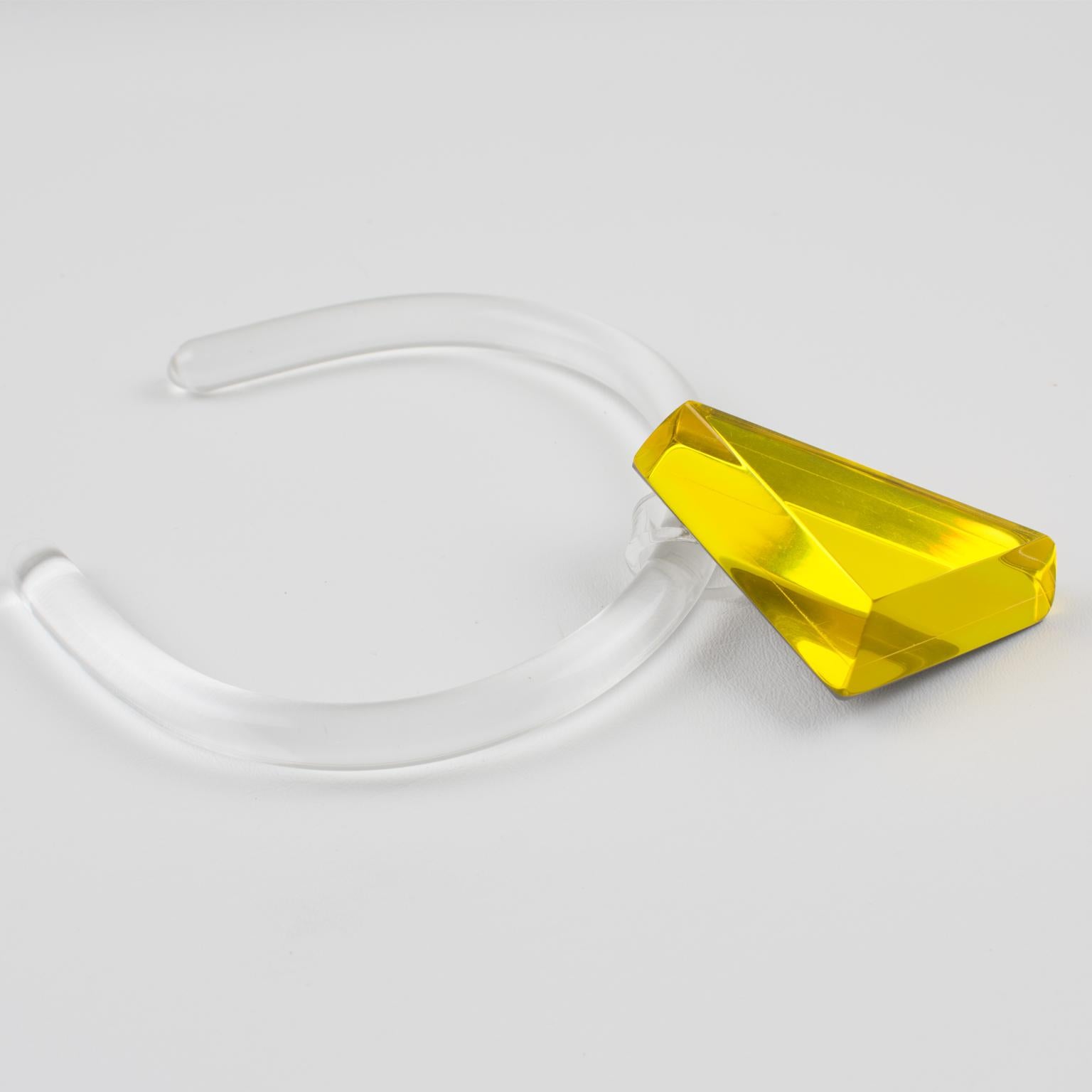 Kaso Blue, Orange, and Yellow Choker Pendant Necklace For Sale 4