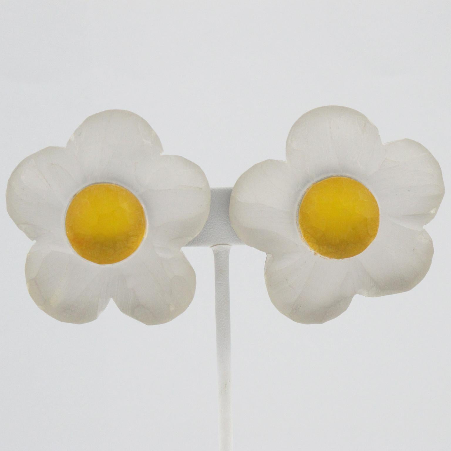 Modern Kaso Carved Lucite Clip Earrings Oversized Daisy Flower  For Sale