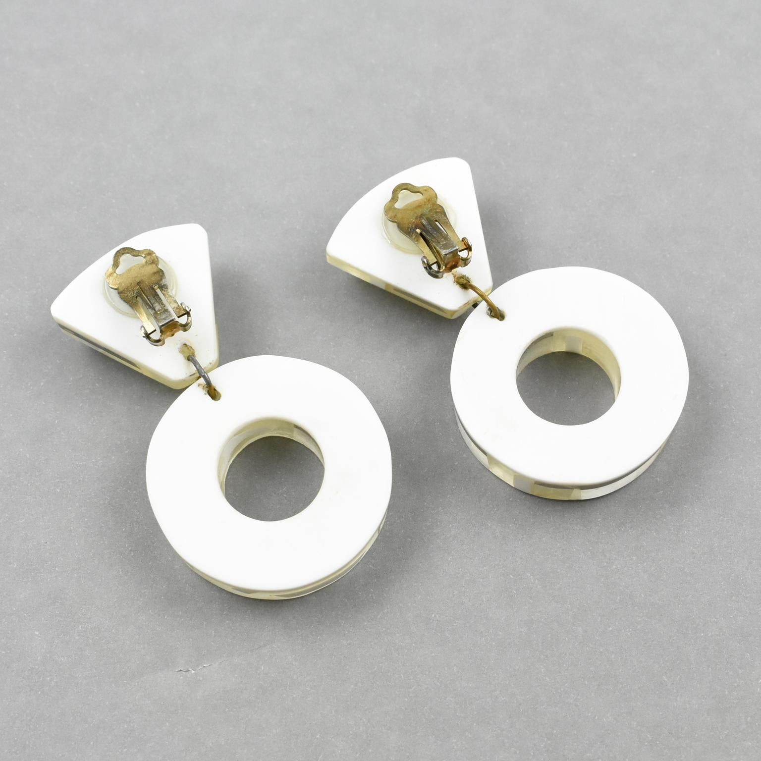 Orecchini a clip in resina acrilica Kaso Cream-White e Mirror in vendita 1