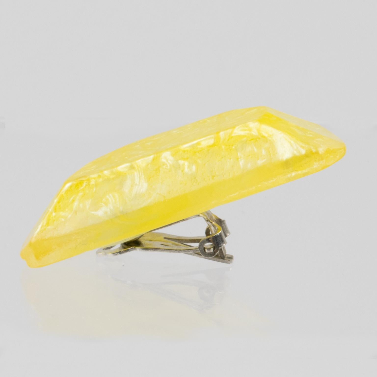 Kaso Lucite Clip Earrings Yellow Lemon Slice For Sale 1