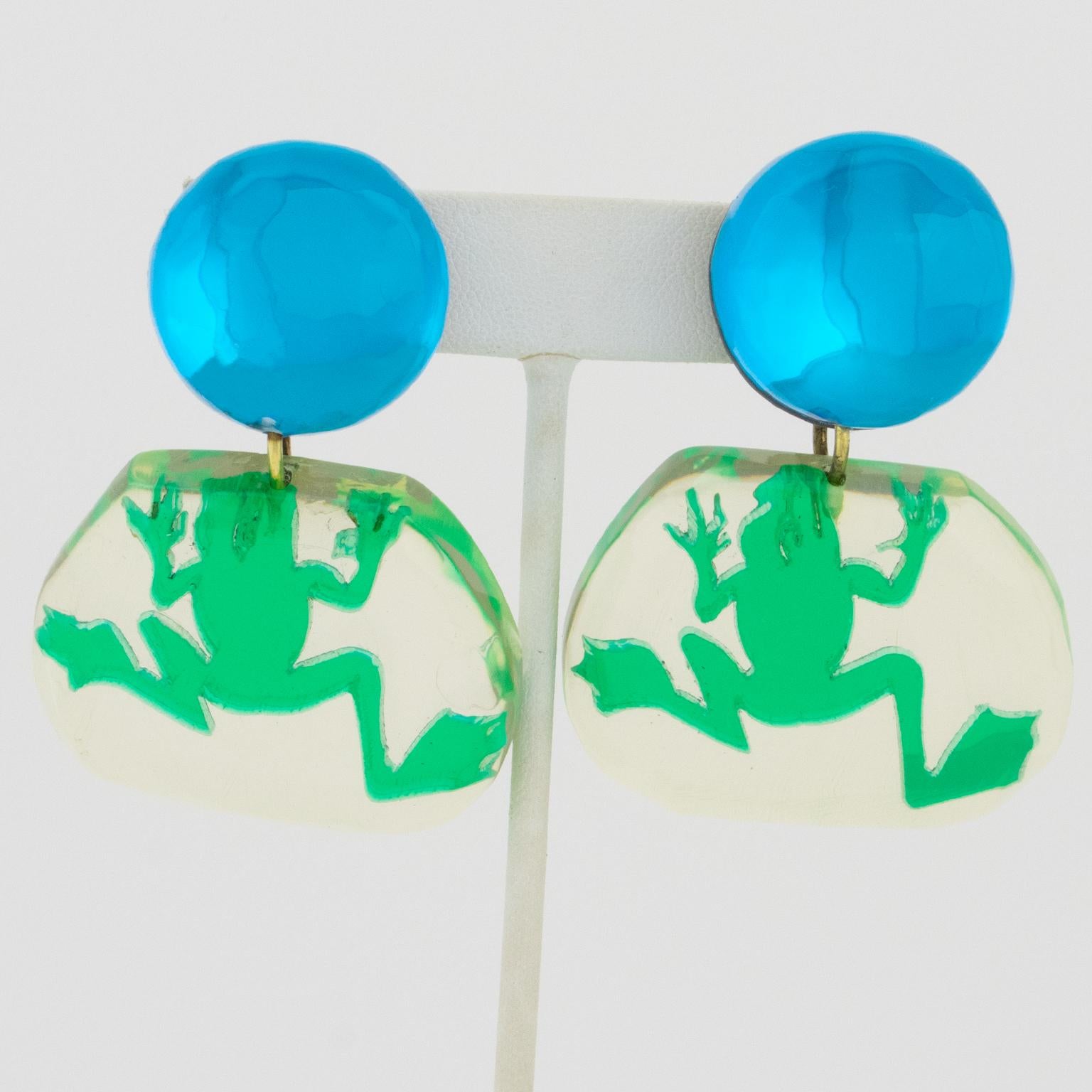 Kaso Resin Clip-on Earrings with Frog Design For Sale 2