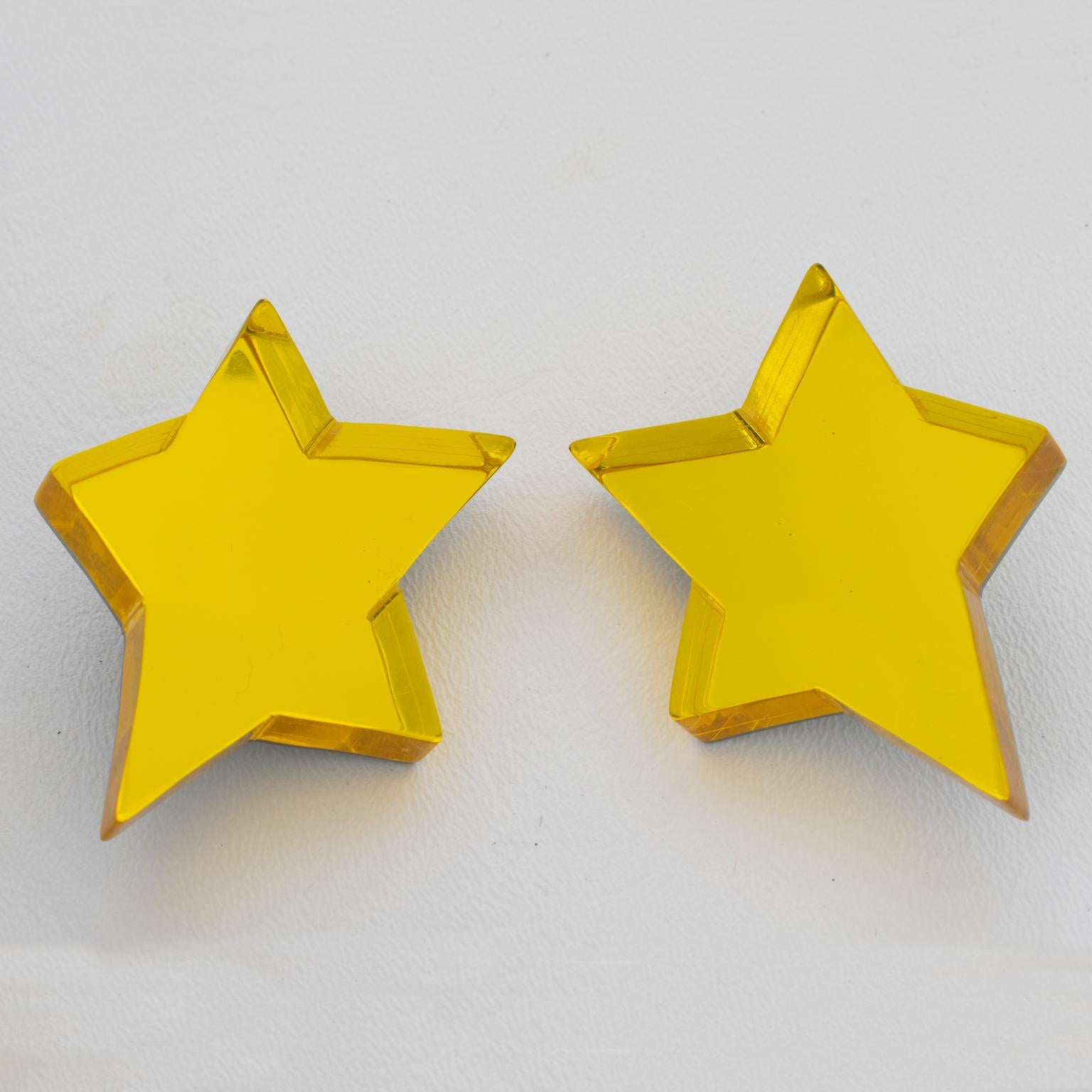 Modern Kaso Oversized Yellow Lucite Star Clip Earrings