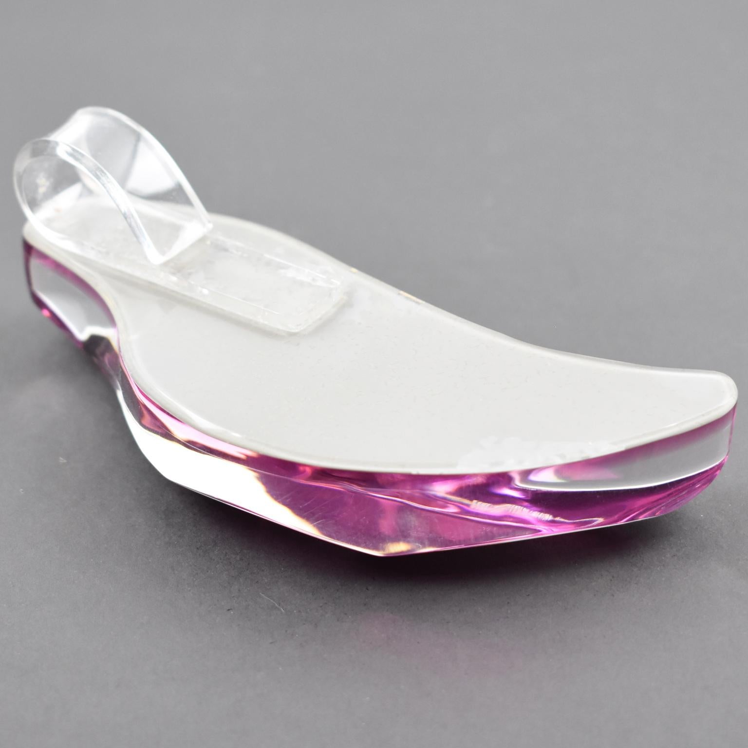 Collar gargantilla escultural de resina acrílica rígida rosa Kaso en venta 6