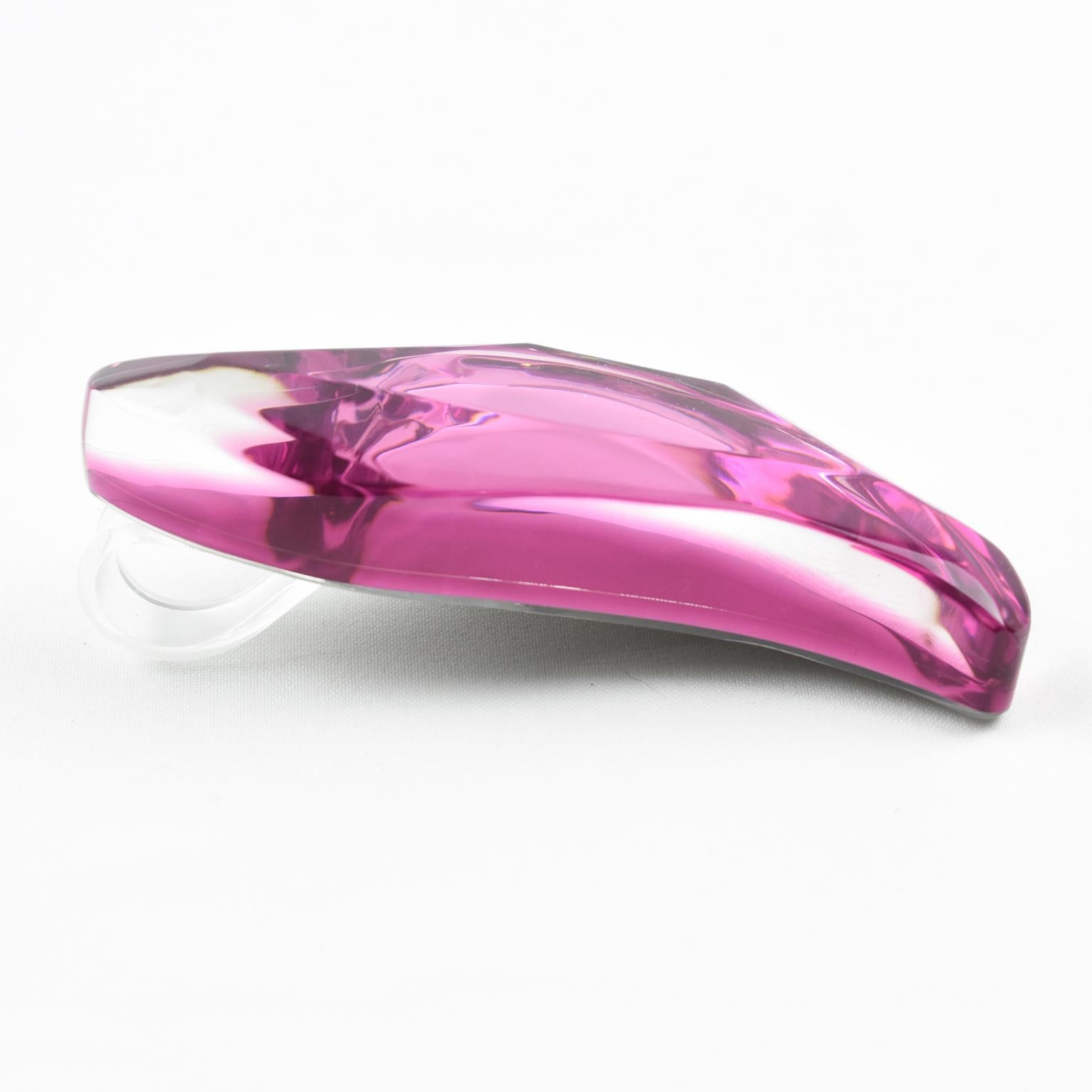 Collar gargantilla escultural de resina acrílica rígida rosa Kaso en venta 9