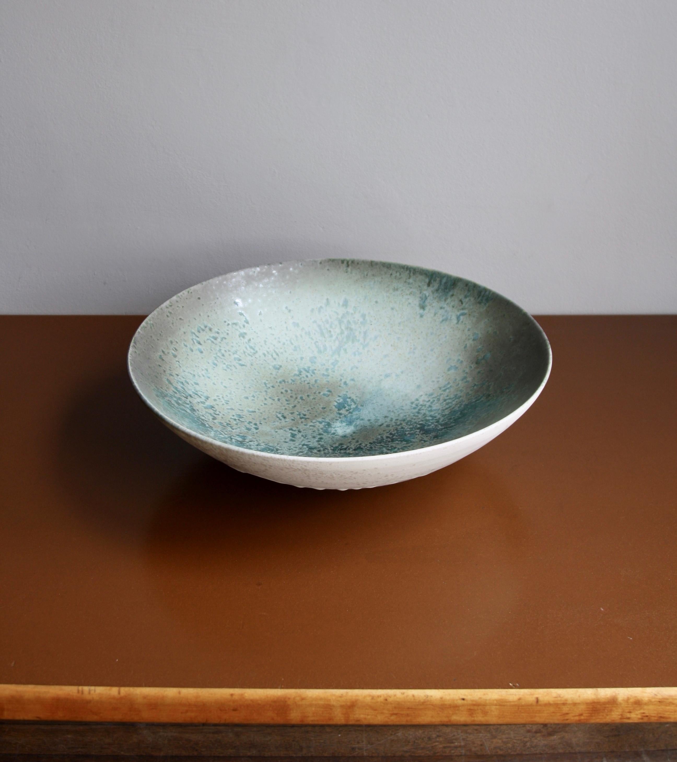 Scandinavian Modern Kasper Würtz One Off Massive Bowl Turquoise/Green/Ombre/Grey Glaze