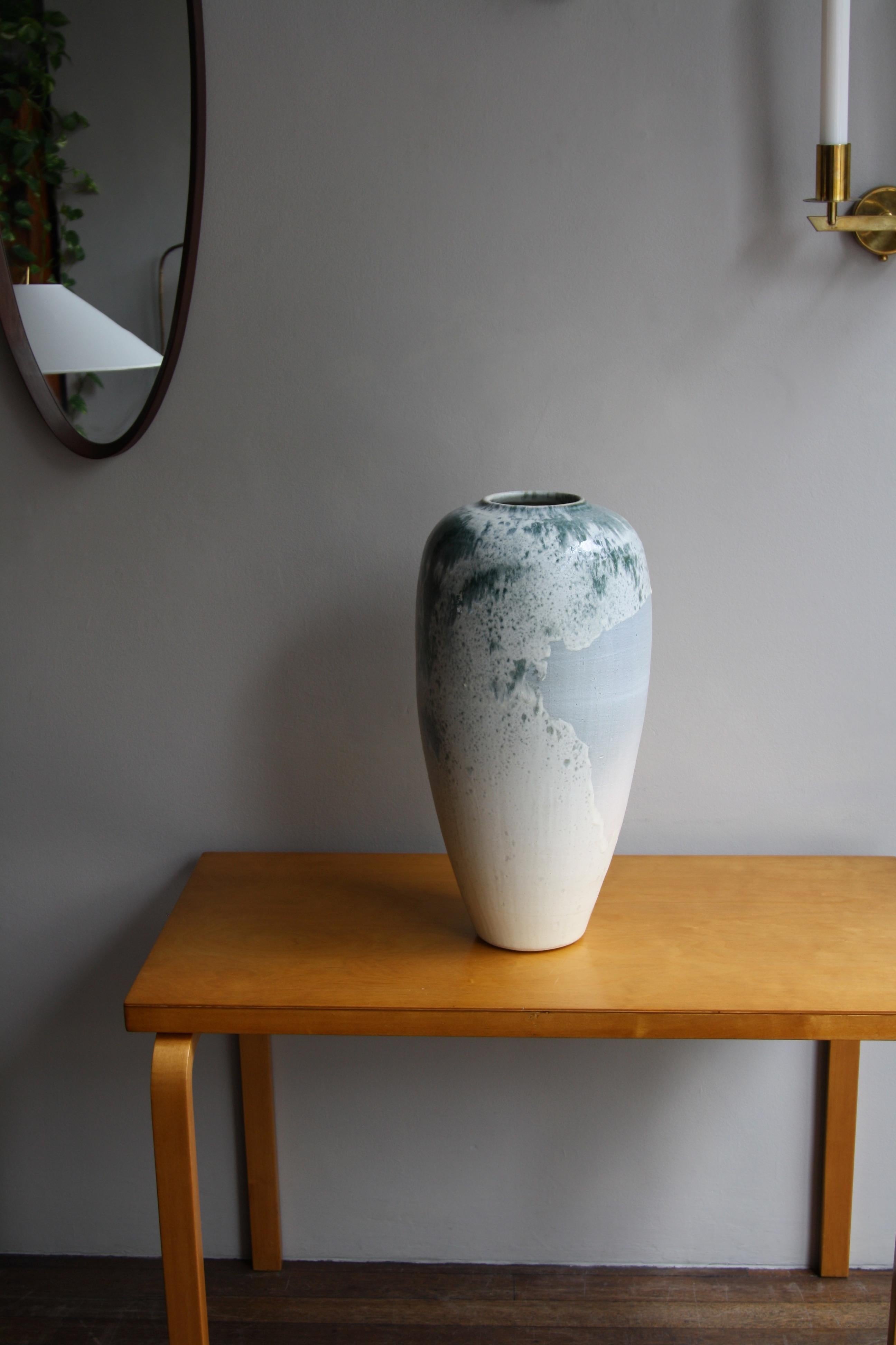 Kasper Würtz One Off Stoneware 'Rising Balloon' Vase #2 Blue & White Glaze 8