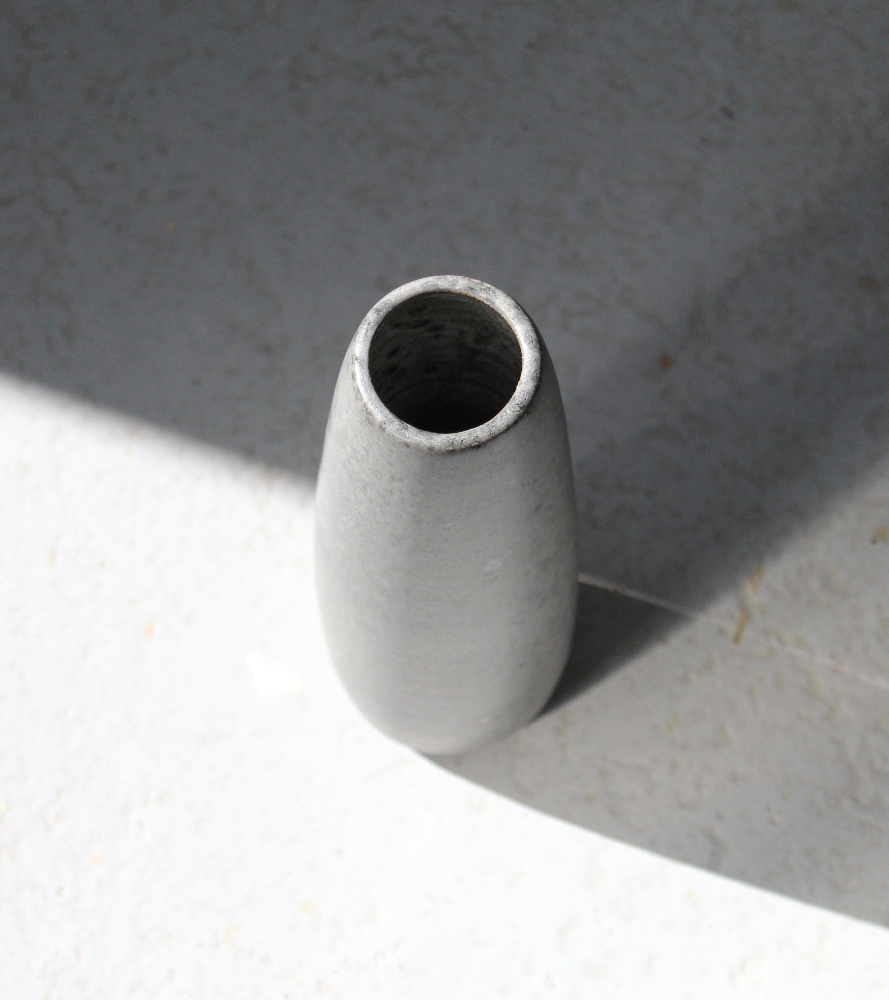 Contemporary Kasper Würtz Small Obelisk Vase in Granite Glaze
