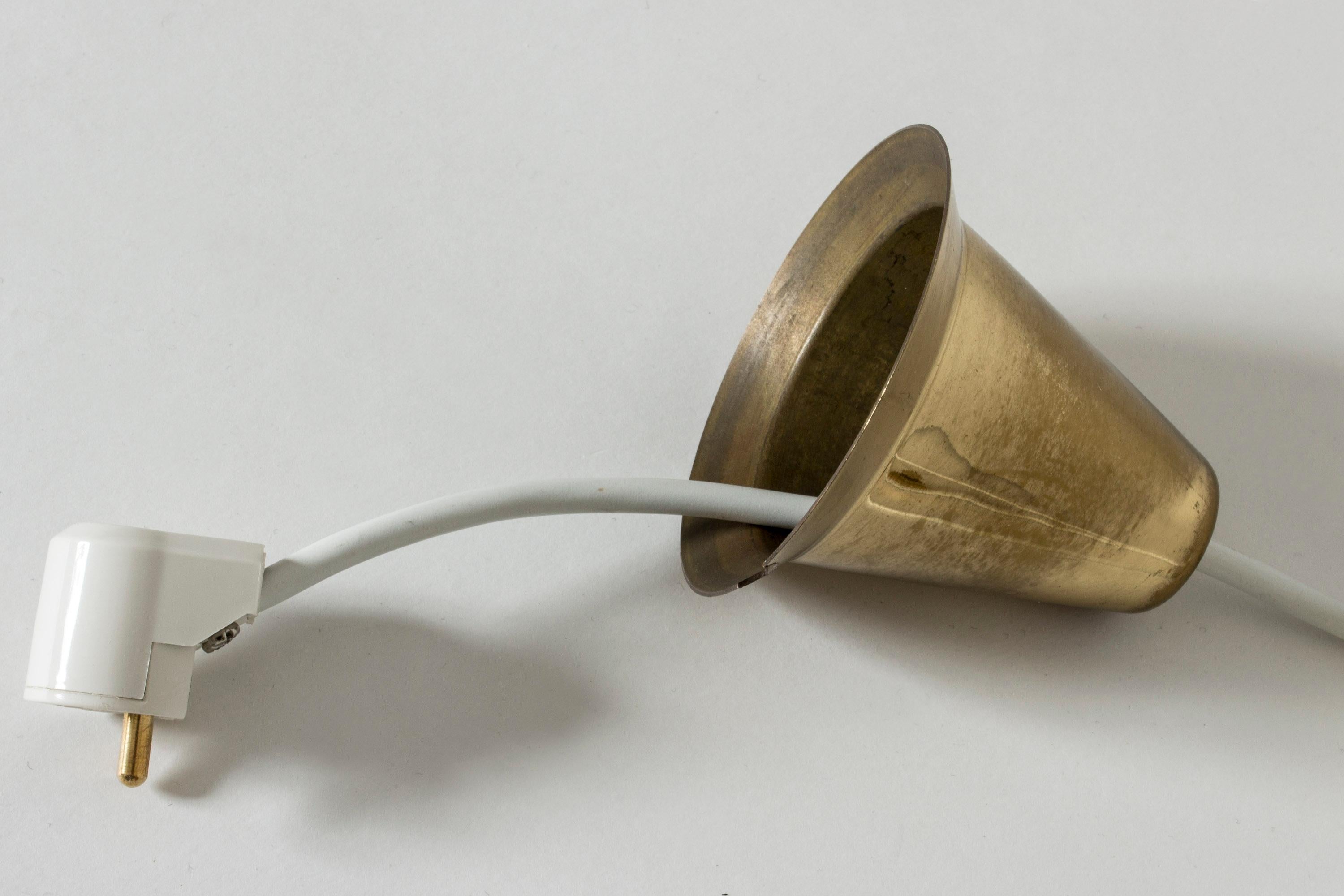 “Kassablanka” Pendant Lamp by Simon Henningsen 3