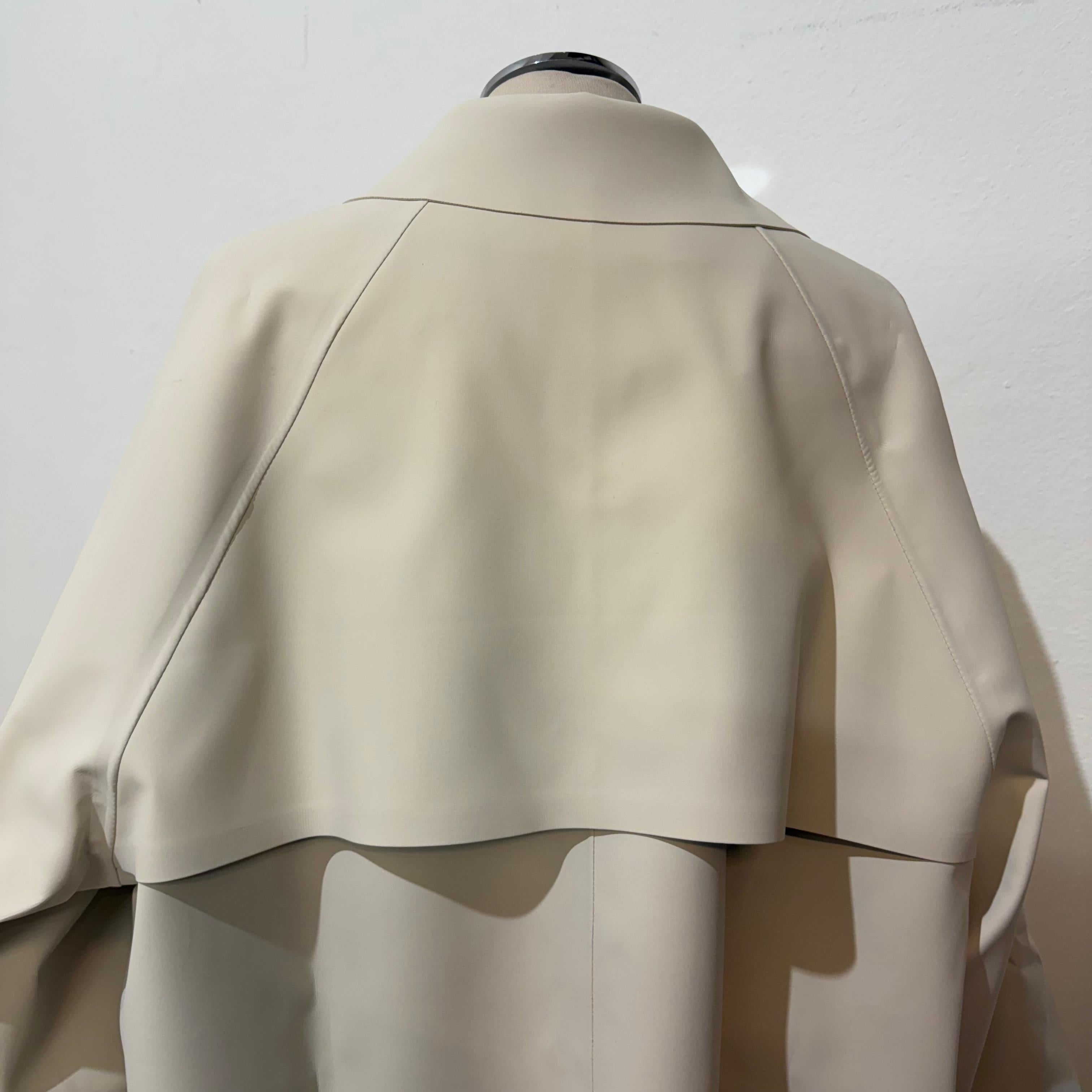 Manteau blanc de Kassl Editions en vente 2