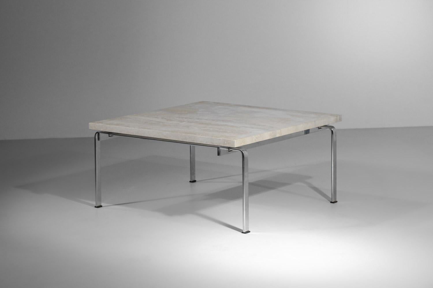 Danois Table basse danoise Kastholm et fabricius en acier et travertin - E057 en vente