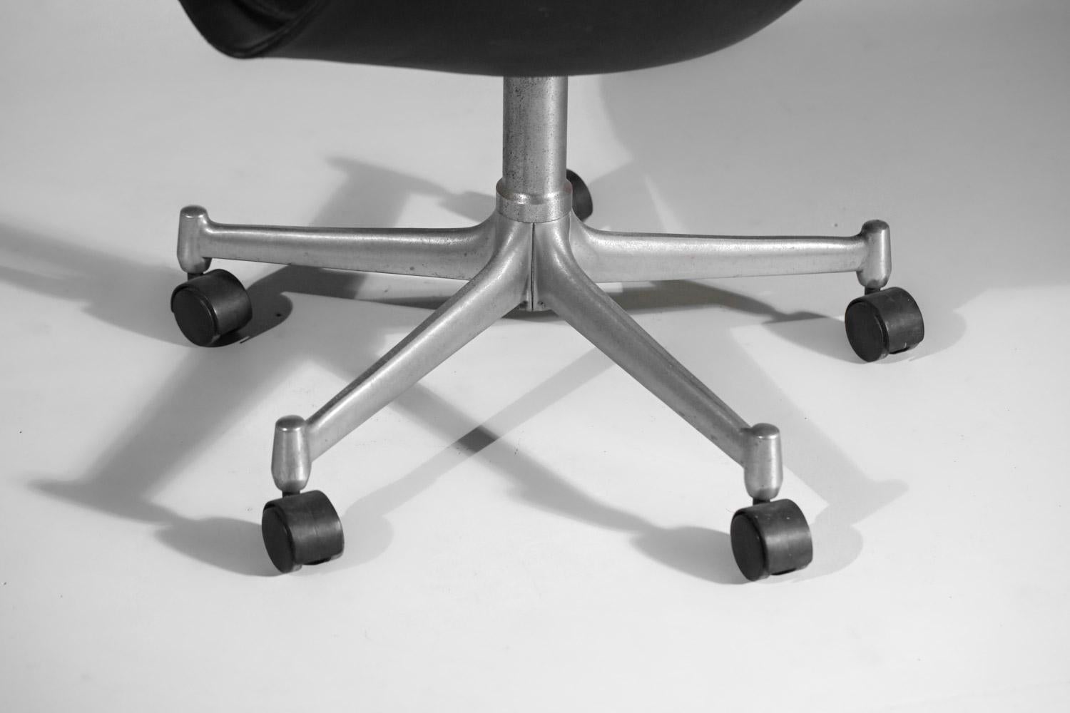 Siège de bureau en cuir noir Kastholm & Fabricius pour Kill International en vente 1
