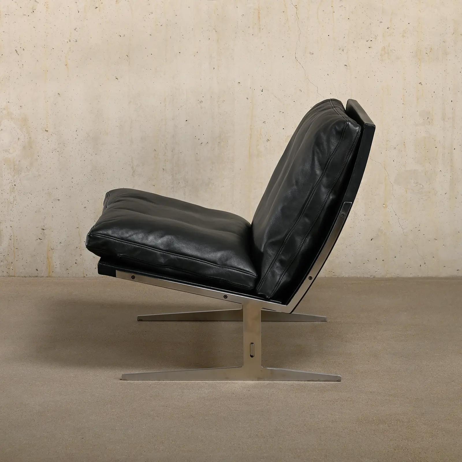 Beautiful lounge chair designed by Jørgen Kastholm & Preben Fabricius model Bo-561 and produced by Bo-Ex in Denmark. Chrome plated steel frame with seat and back panel upholstered in black leather. The cushions are also upholstered in soft black