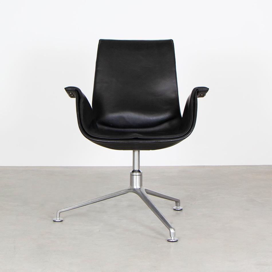 Kastholm and Fabricius Tulip Bucket Armchairs in Black Leather by Walter Knoll In Good Condition In Amsterdam, NL