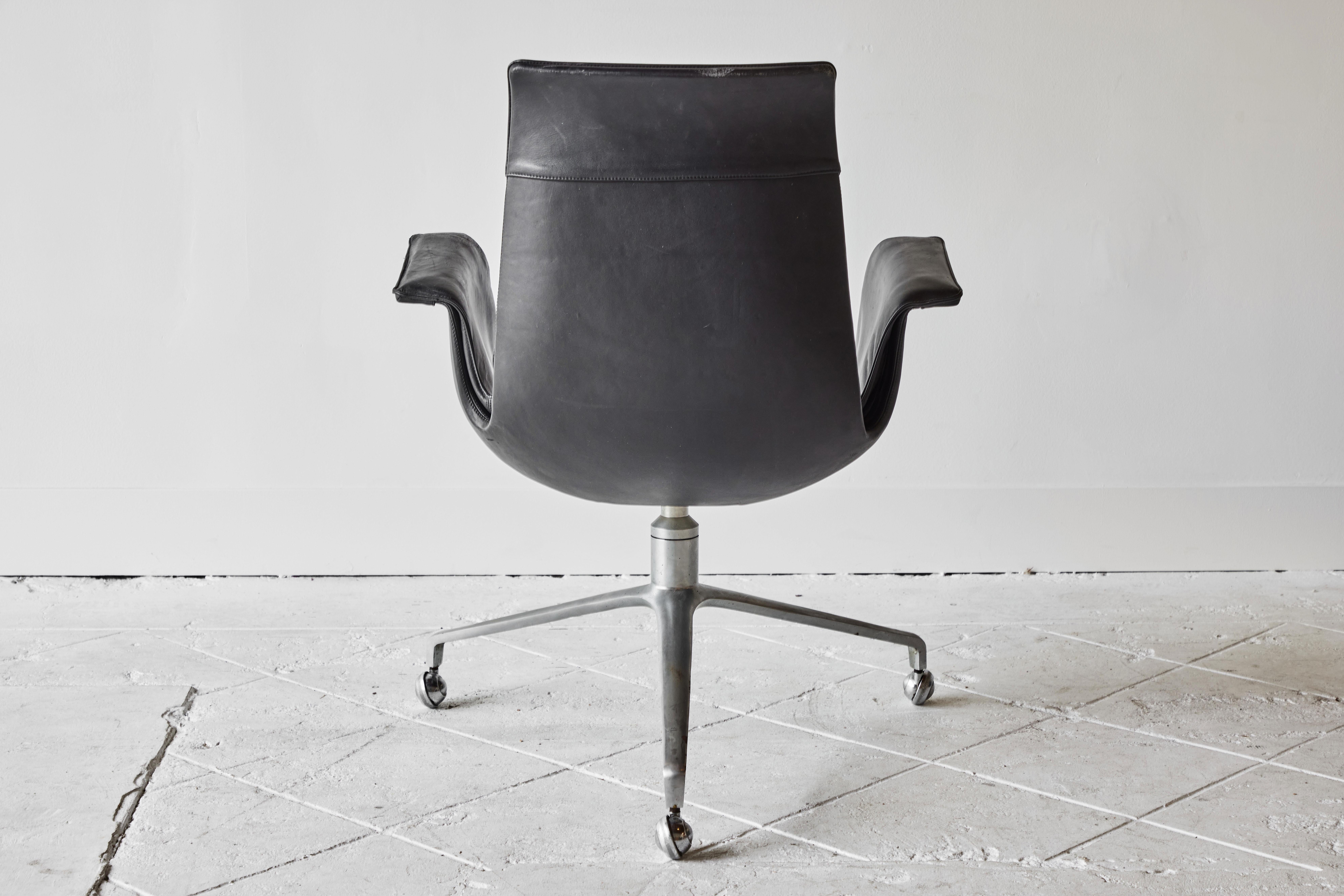 Mid-Century Modern Kastholm & Fabricus’ “Bird” Low-Back Swivel Chair