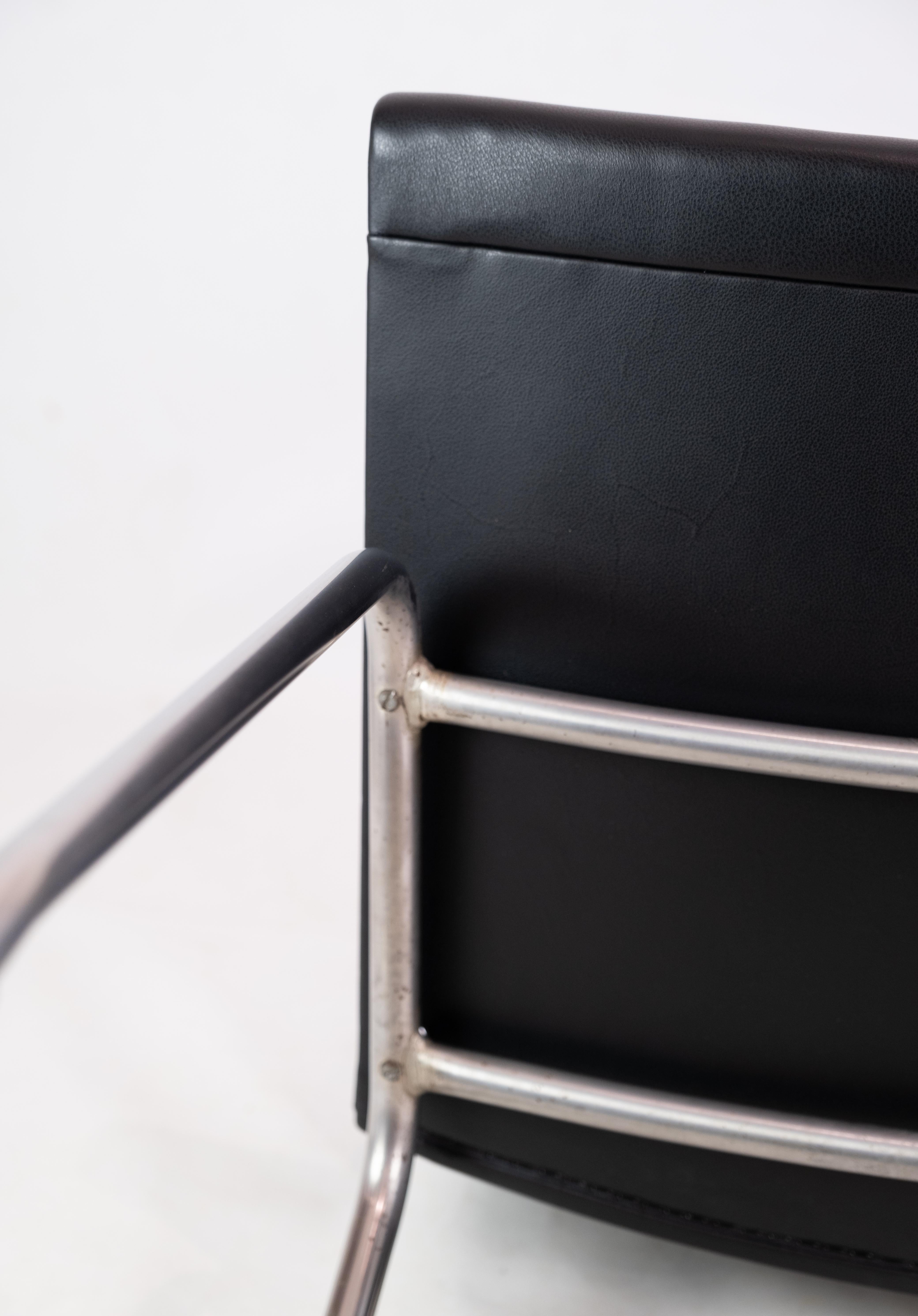 Mid-20th Century Kastrup Chair in Black Leather Model CH401 By Hans J. Wegner & Carl Hansen & Søn For Sale