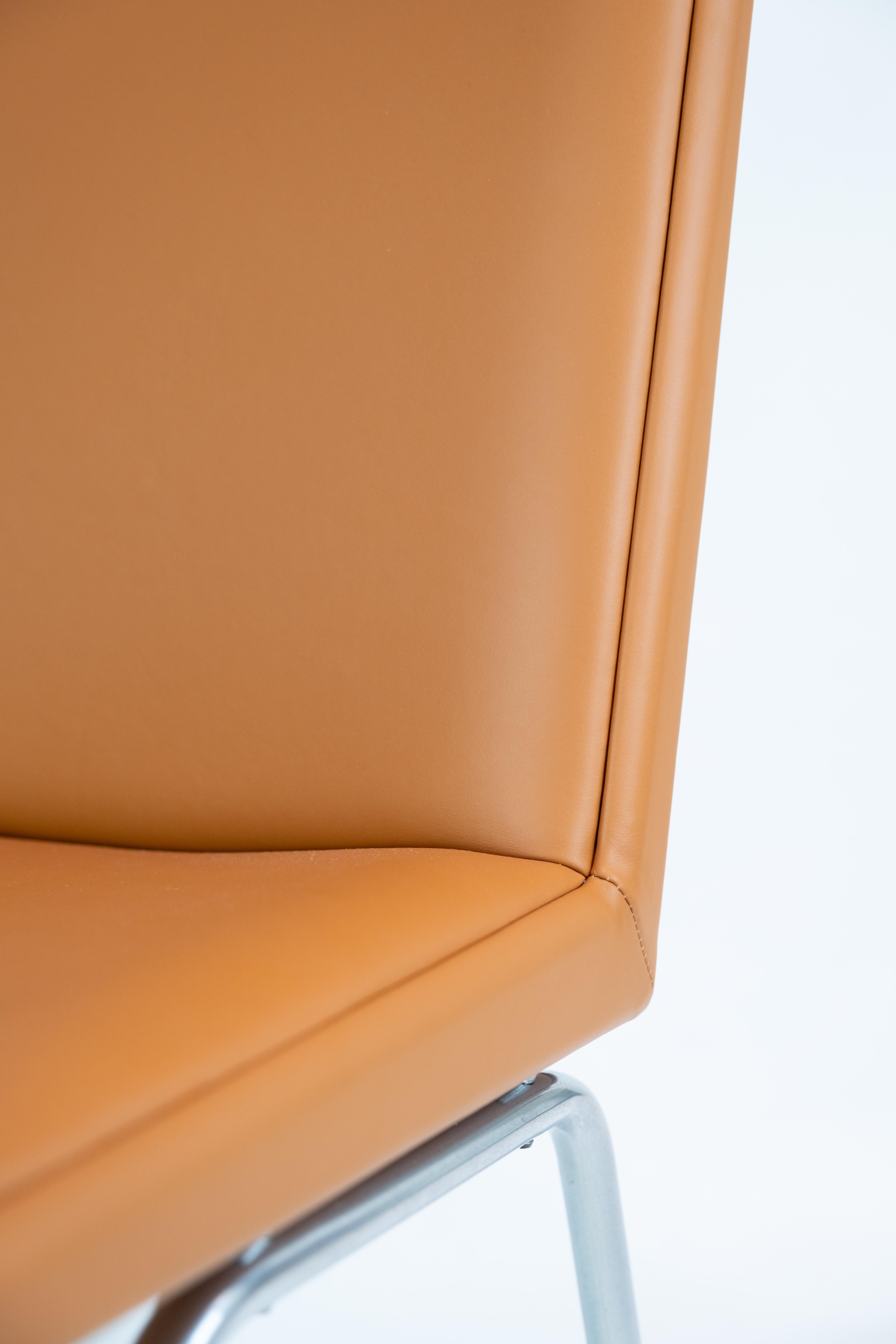 Kastrup-Stuhl aus cognacfarbenem Leder Modell AP40 von Hans J. Wegner  im Zustand „Hervorragend“ im Angebot in Lejre, DK