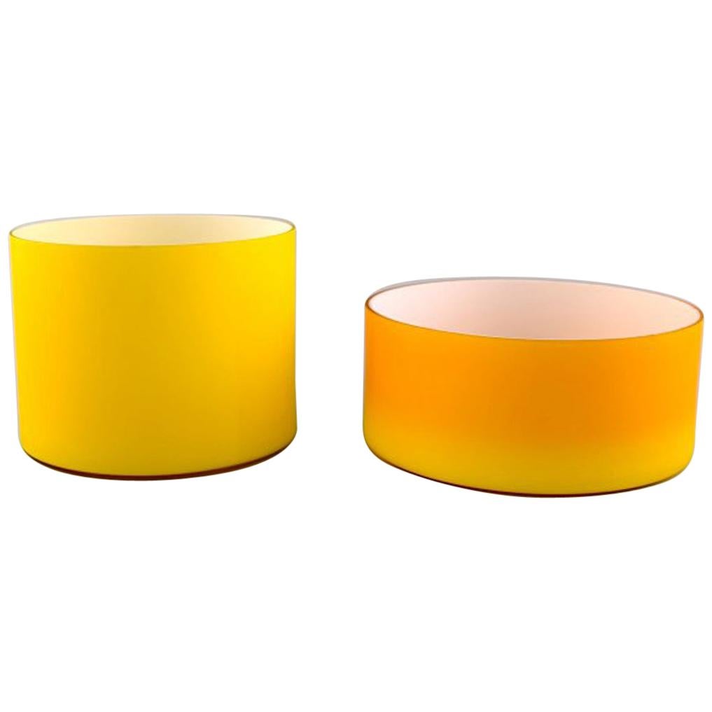 Paire de grands bols Kastrup/ Holmegaard en verre opalin jaune