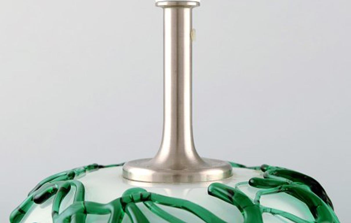 Kastrup / Holmegaard, Rare Round Table Lamp in Dark Green and White Glass In Good Condition In Copenhagen, DK