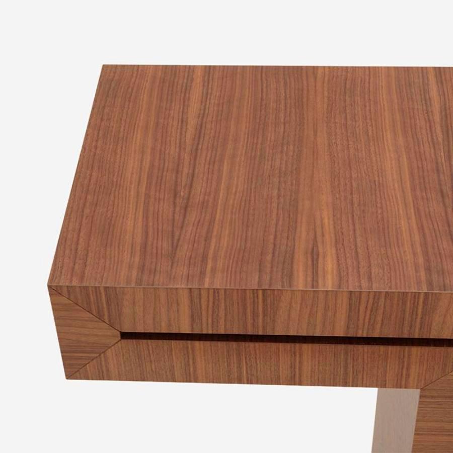 Kasua Walnut Console Table In New Condition For Sale In Paris, FR