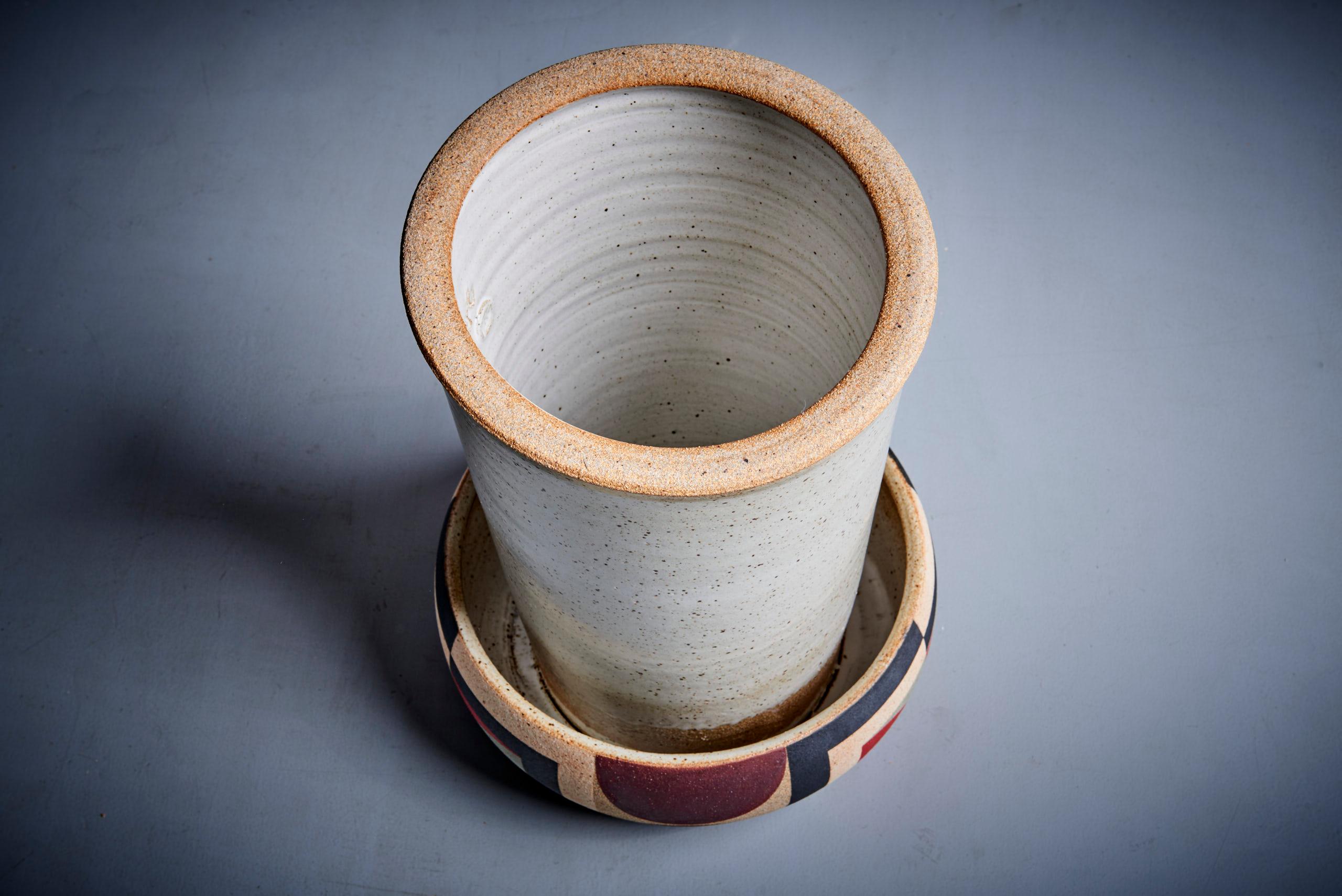 Tabouret en céramique Studio peint à la main par Kat et Roger Neuf - En vente à Berlin, DE