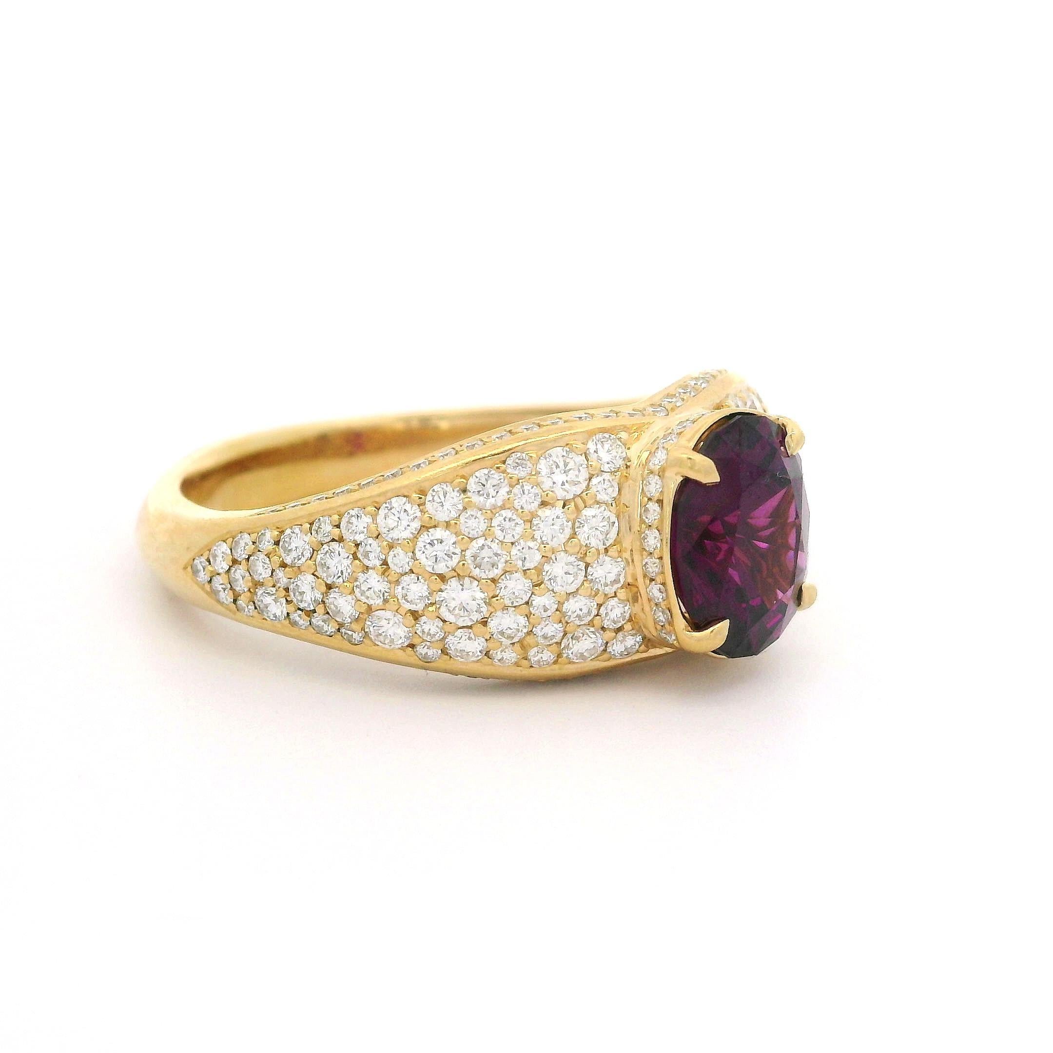 Kat Florence 18k Gold 3.43ctw Magenta Garnet D FL Diamond Solitaire Ring 6