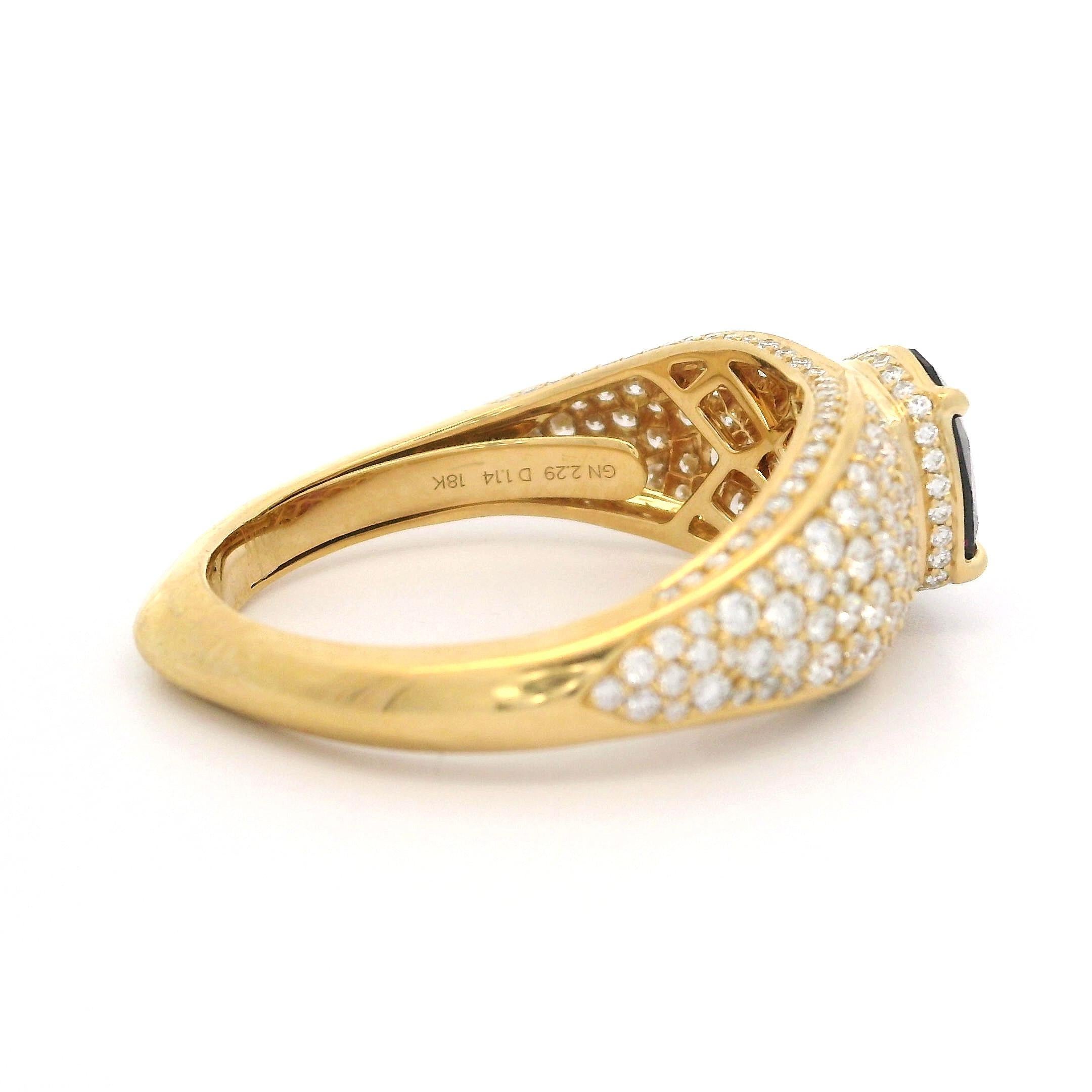 Kat Florence 18k Gold 3.43ctw Magenta Garnet D FL Diamond Solitaire Ring 8