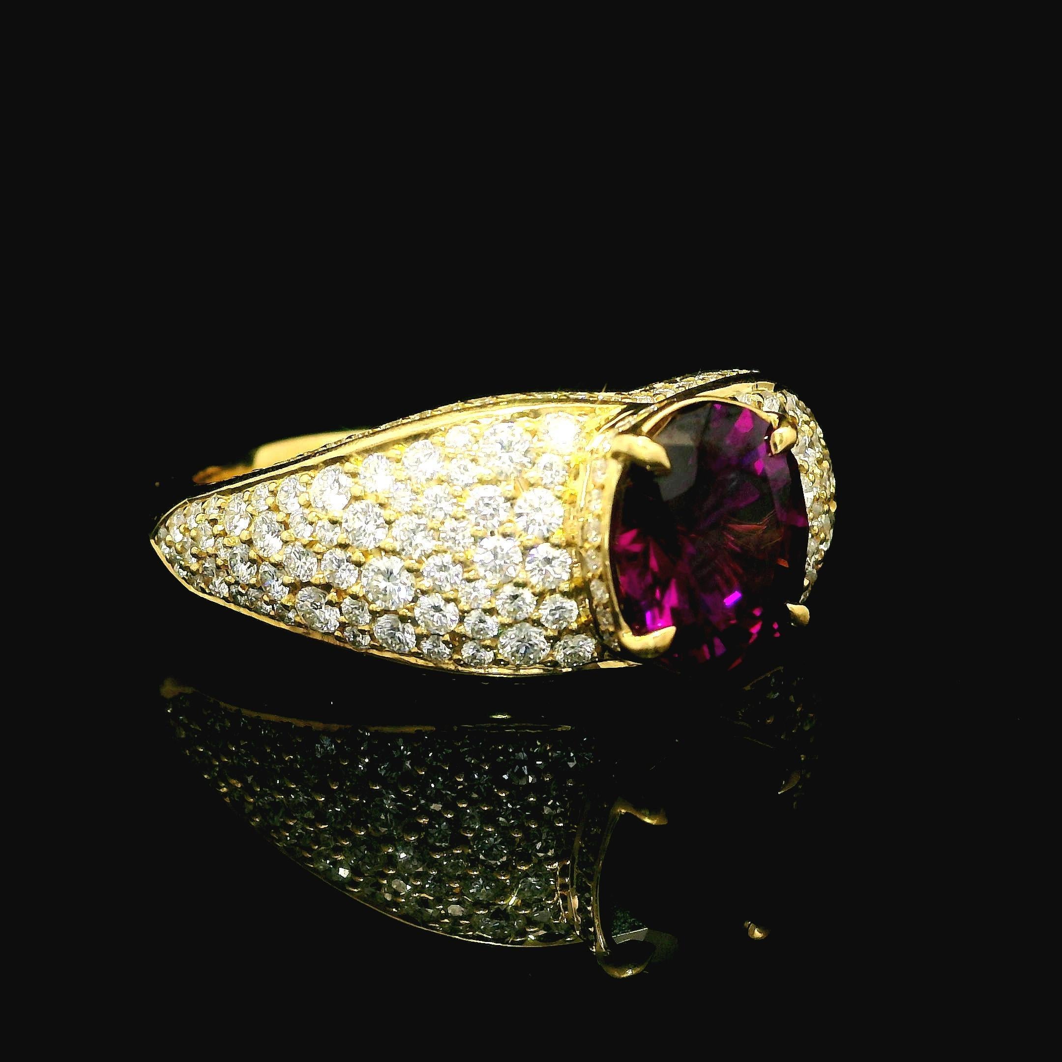 Kat Florence 18k Gold 3.43ctw Magenta Garnet D FL Diamond Solitaire Ring 4
