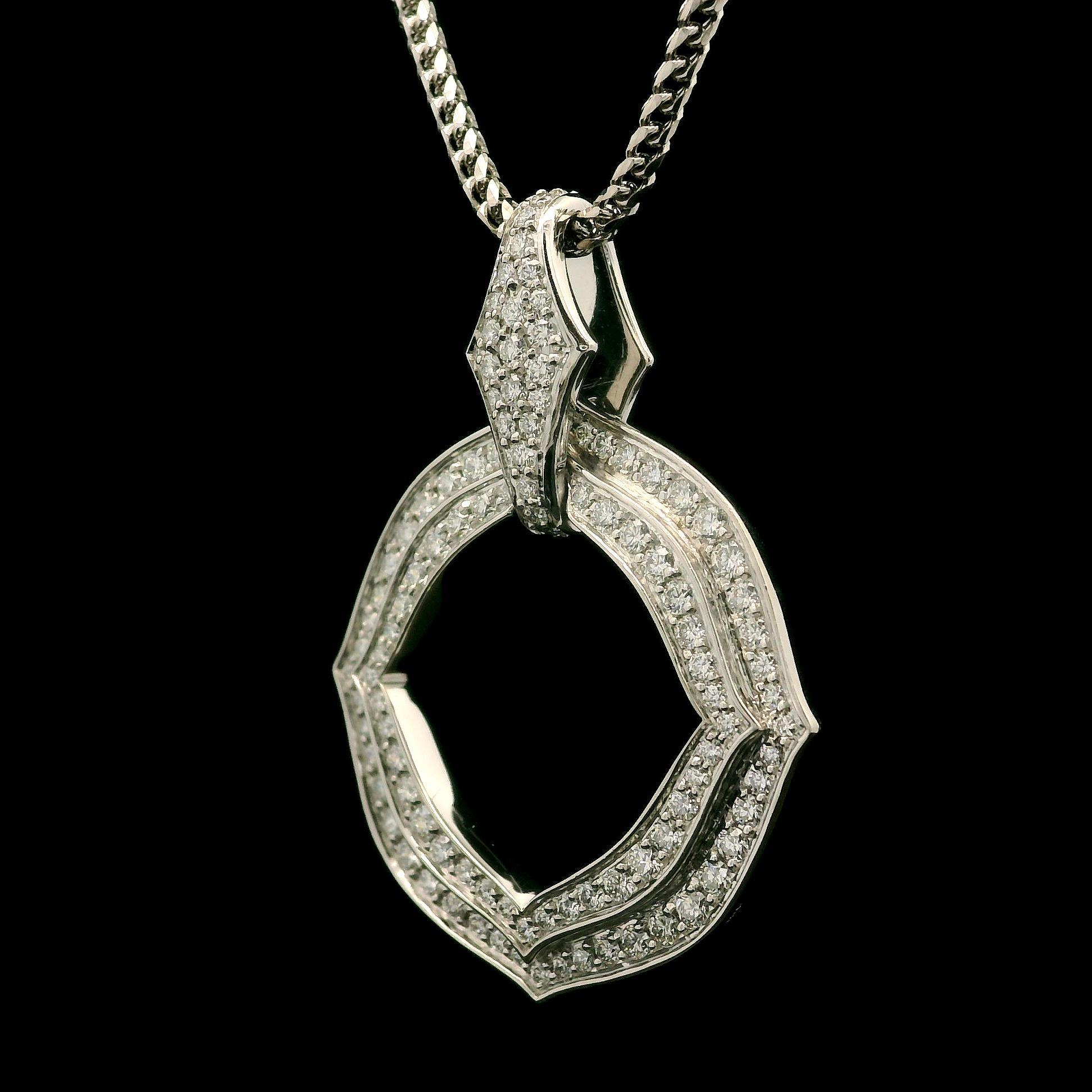 Kat Florence Collana con ciondolo aperto in oro 18k D FL 0.91ctw con scatola In condizioni ottime in vendita a Montclair, NJ