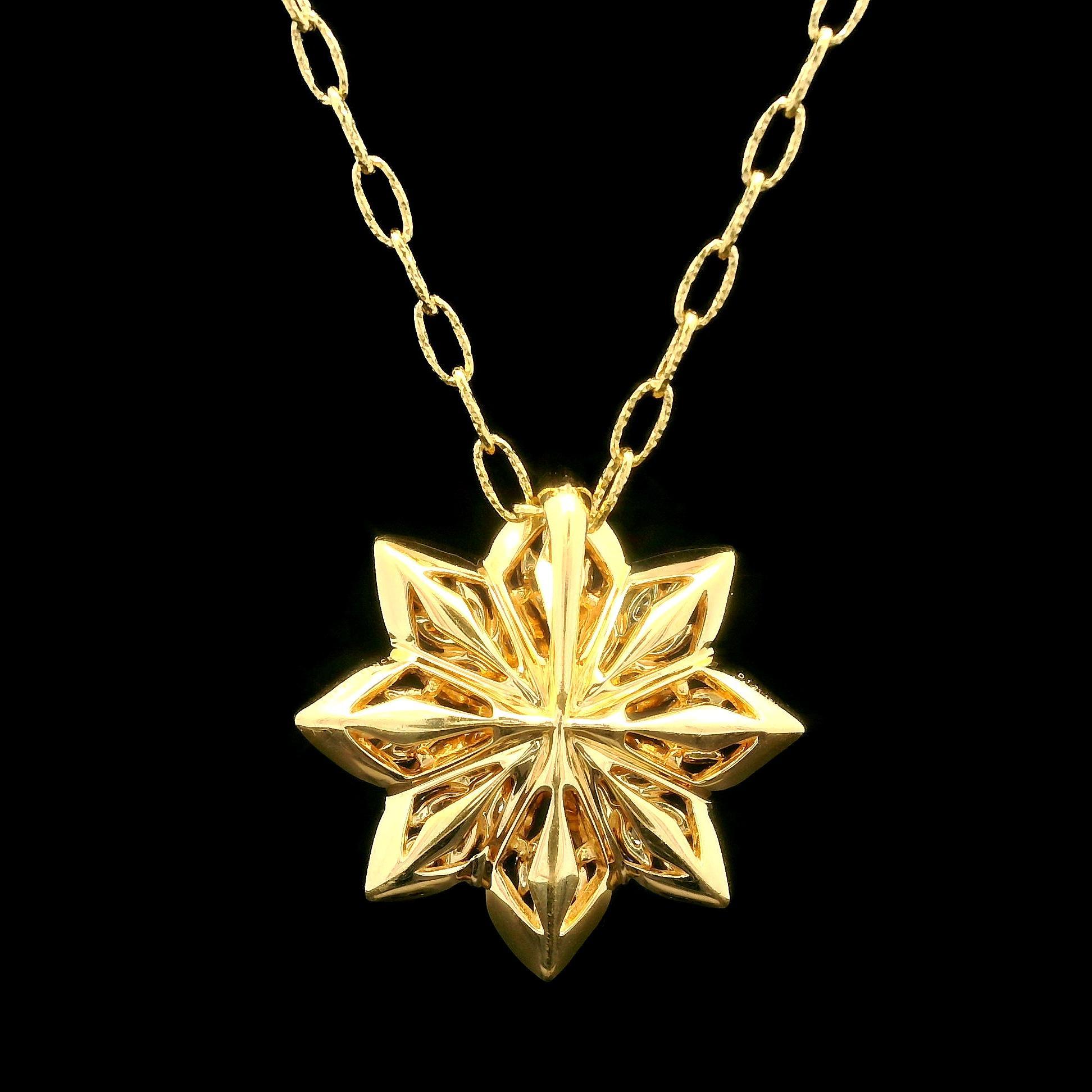 Brilliant Cut Kat Florence 18k Gold D FL 1.21ctw Diamond Snowflake Pendant Necklace Long Chain For Sale