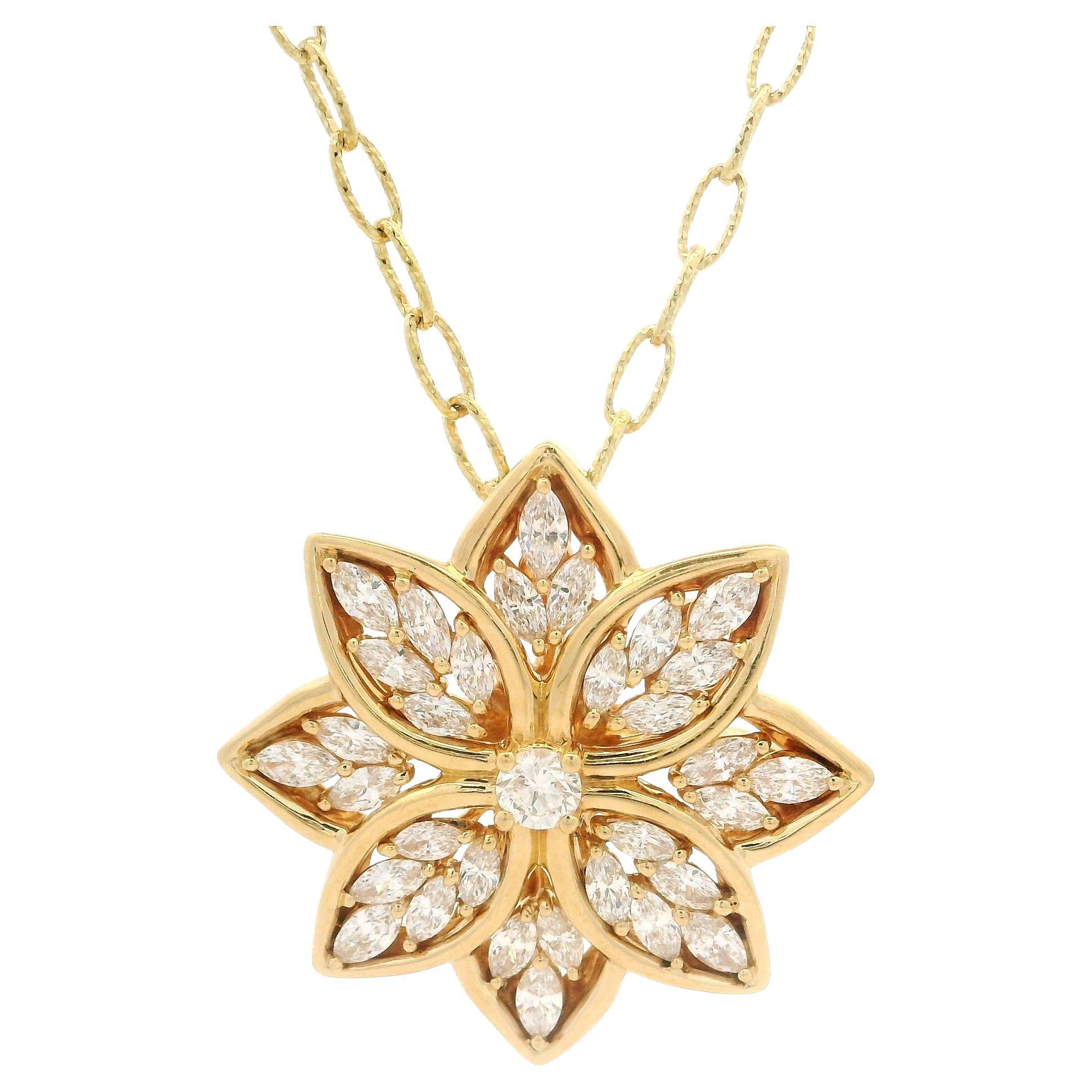 Kat Florence 18k Gold D FL 1.21ctw Diamond Snowflake Pendant Necklace Long Chain For Sale