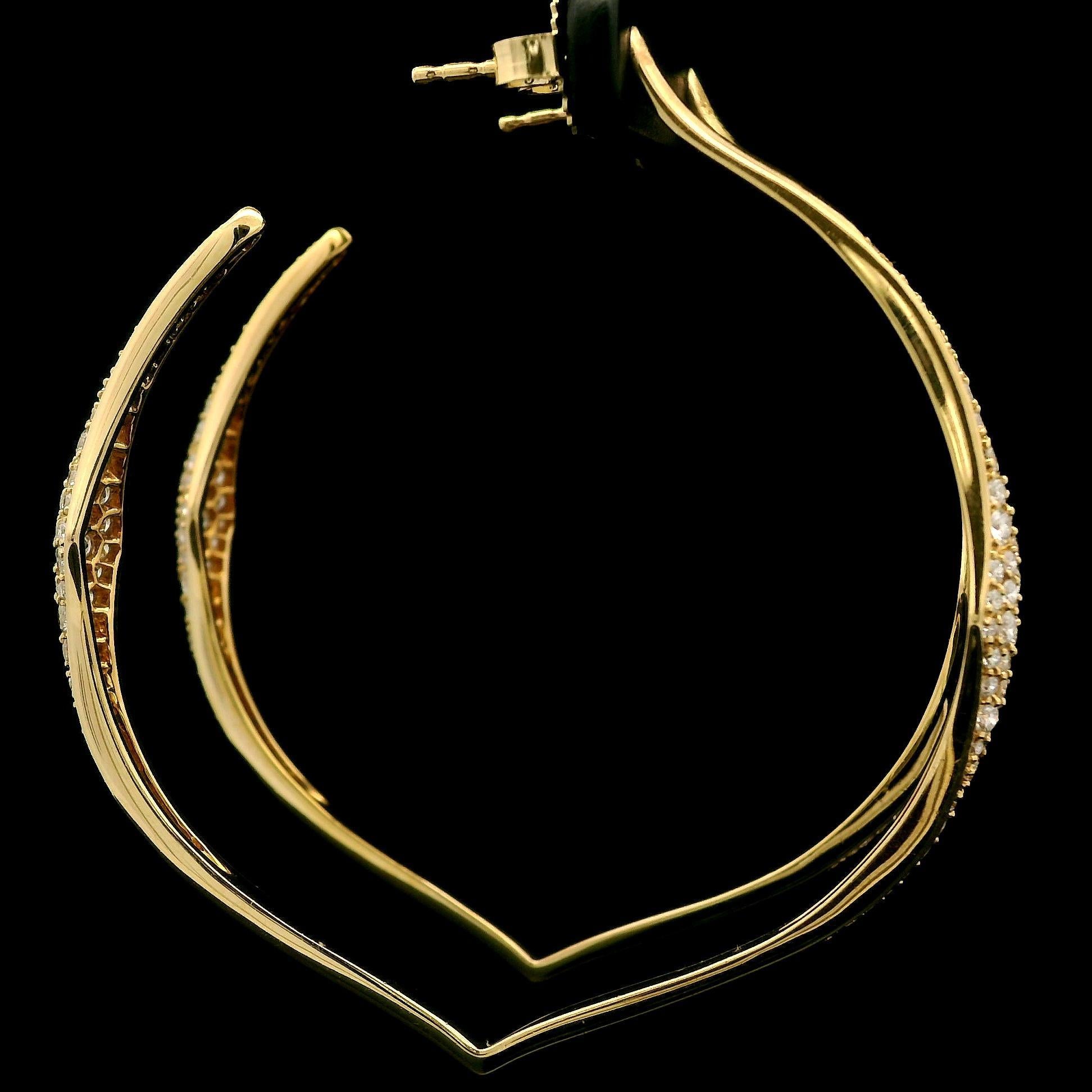 Kat Florence 18k Gold D FL 1.56ctw Diamond Large Hoop Earrings w/ Box In Excellent Condition For Sale In Montclair, NJ