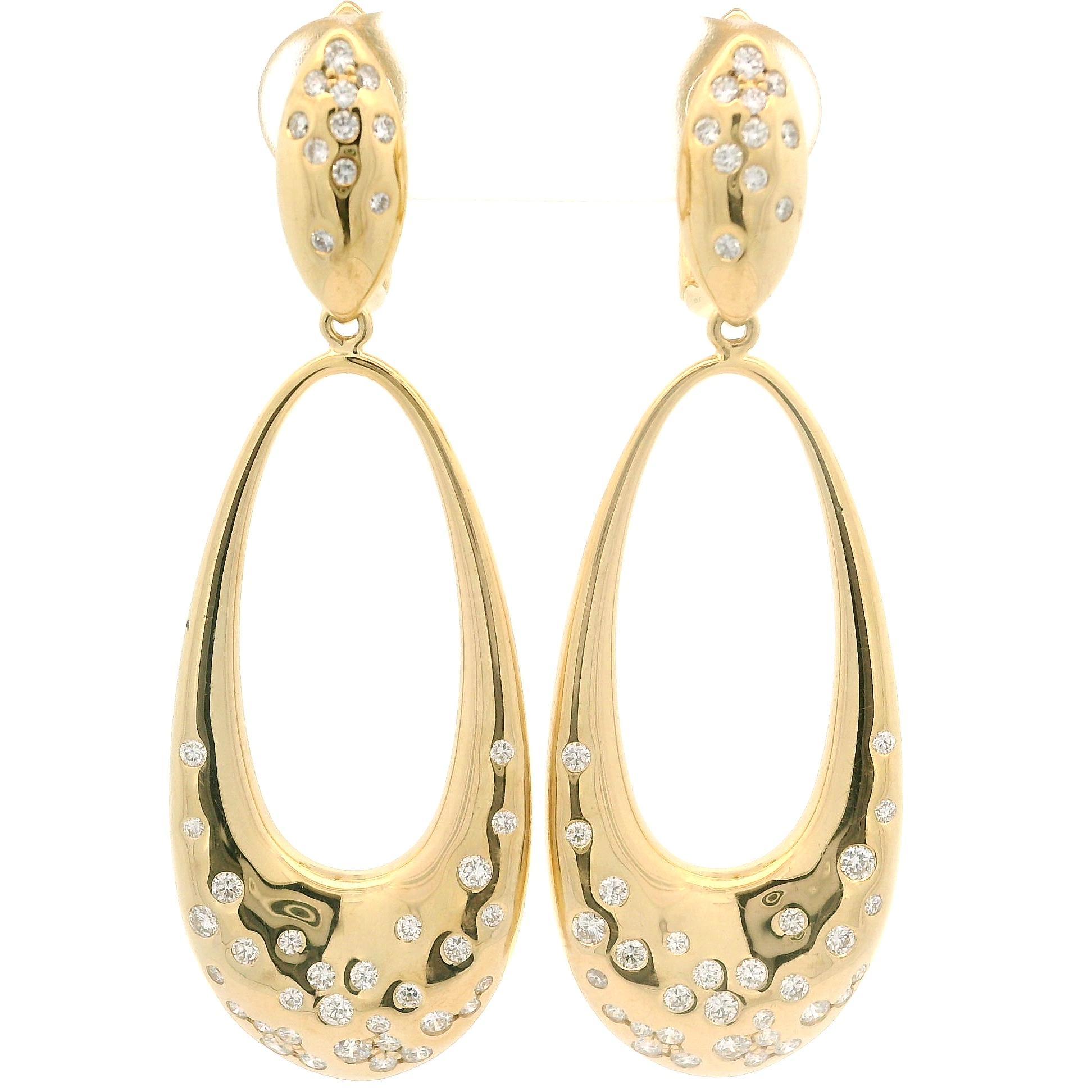 Kat Florence Boucles d'oreilles en or 18 carats D Flawless 0,80 ctw diamant en forme de goutte d'eau avec boîte en vente 8