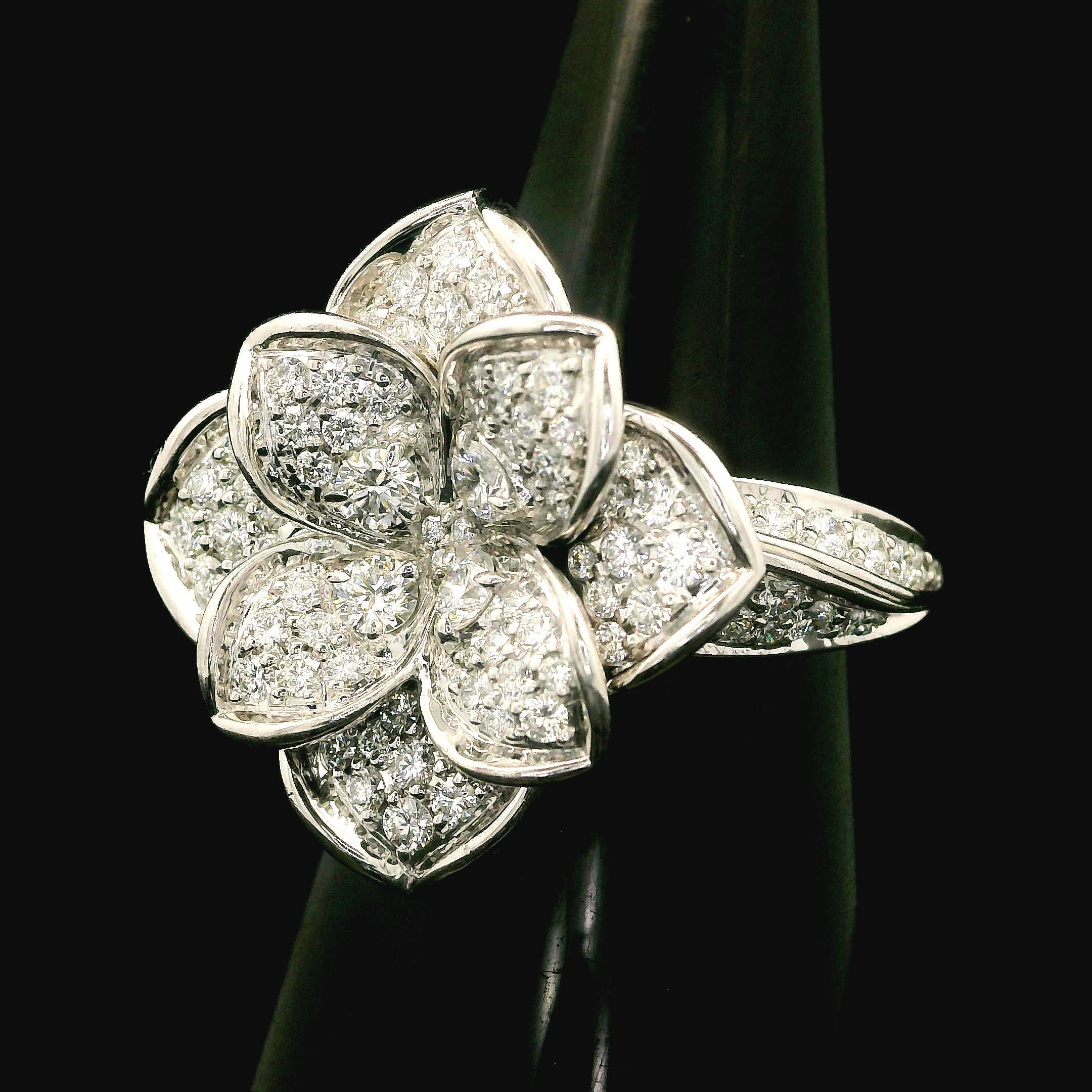 Kat Florence 18k White Gold 1.33ctw D FL Diamond Flower Cocktail Ring In Excellent Condition In Montclair, NJ