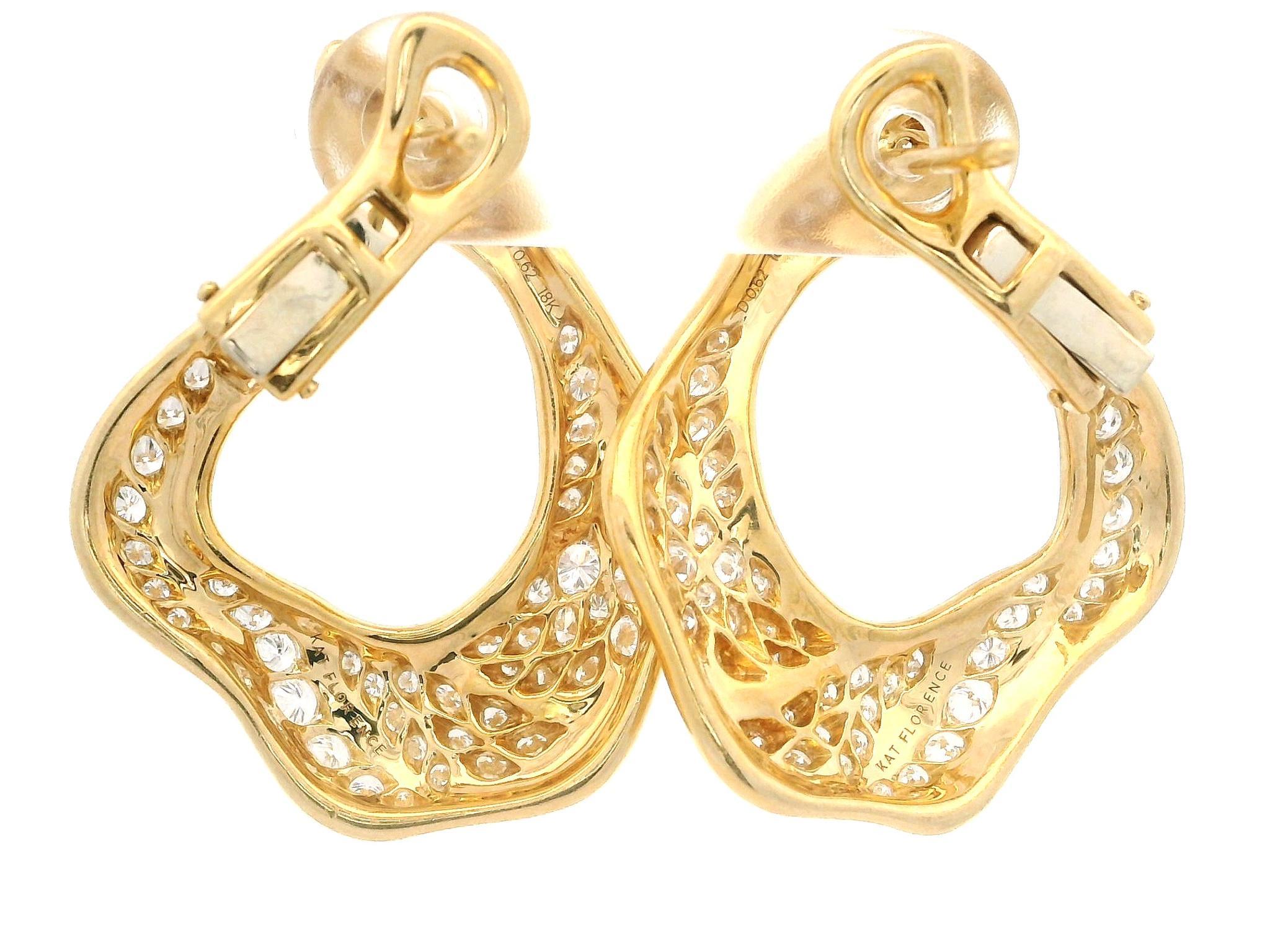 Kat Florence, boucles d'oreilles huggies en or jaune 18 carats avec diamants D FL 1,25 carat en vente 6