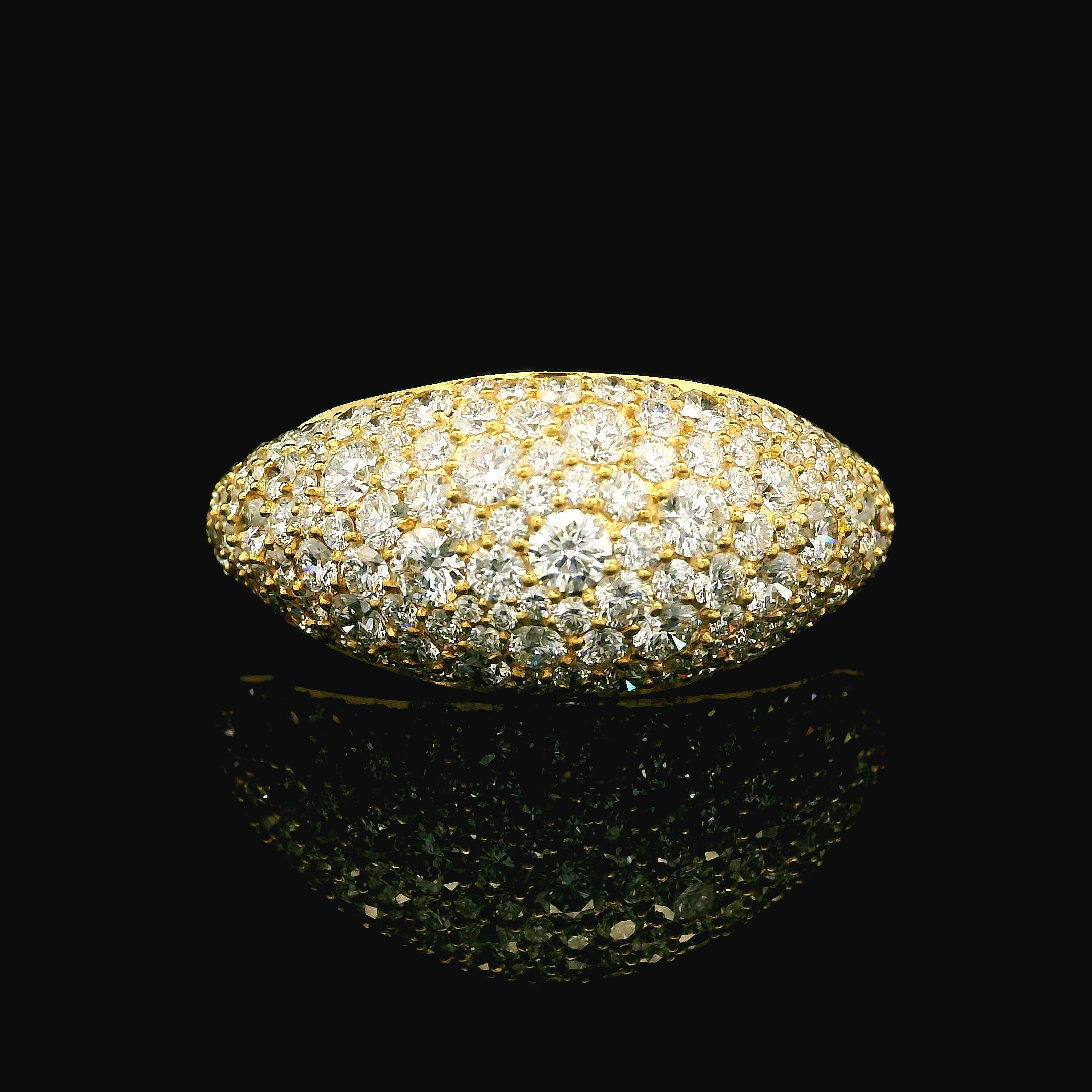 --Töne:--
147 natürliche echte Diamanten - runder Brillantschliff - Pave Set - Farbe D - lupenreine Reinheit - 2,0ctw genau. wie pro Papier
Gesamtkaratgewicht: 2.0 genau

MATERIAL: 18k Gelbgold
Gesamtgewicht: 5,4 Gramm
Ringgröße: 9.0 (Passt auf