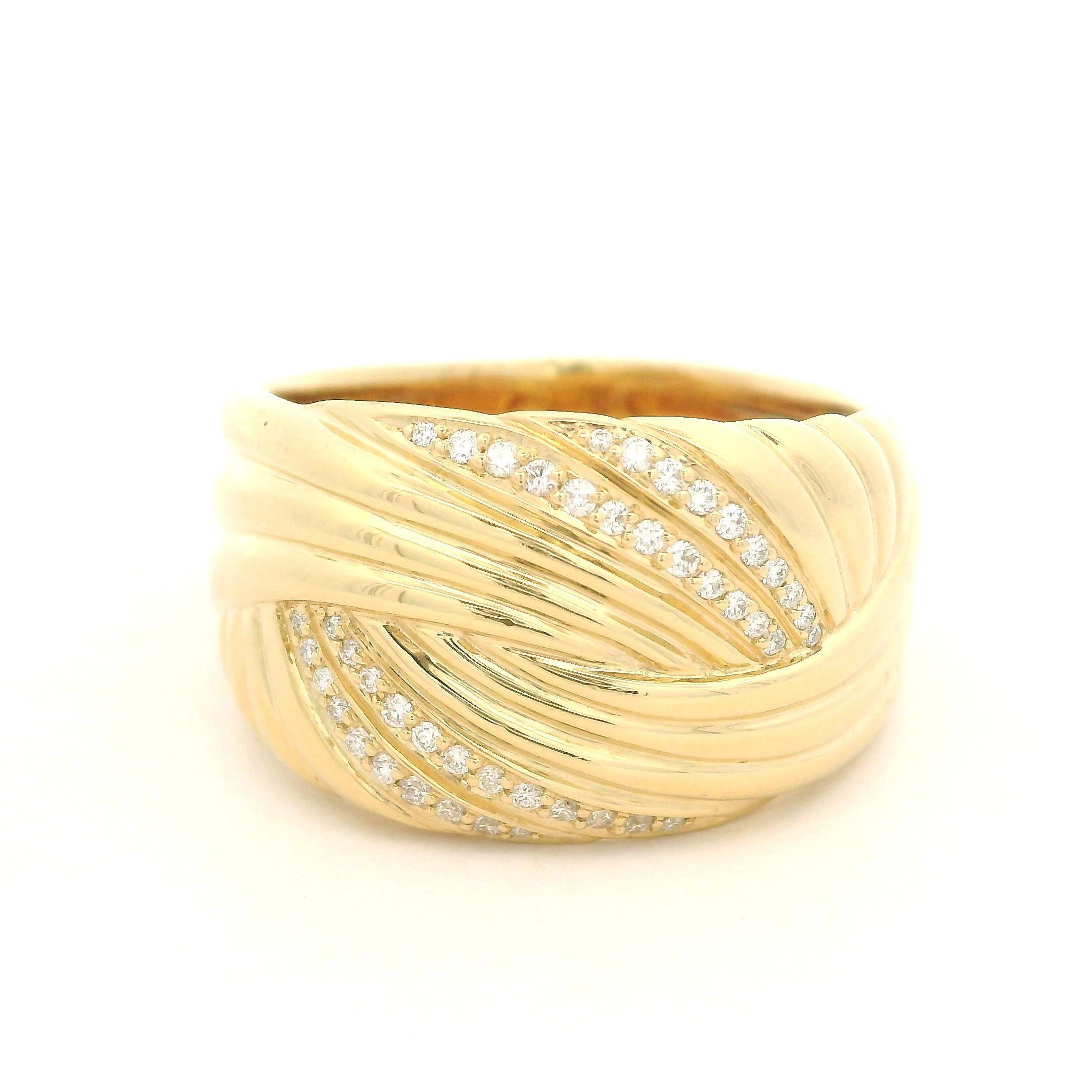 Kat Florence 18k Yellow Gold D Flawless 0.16ctw Diamond Grooved Wide Band Ring 4