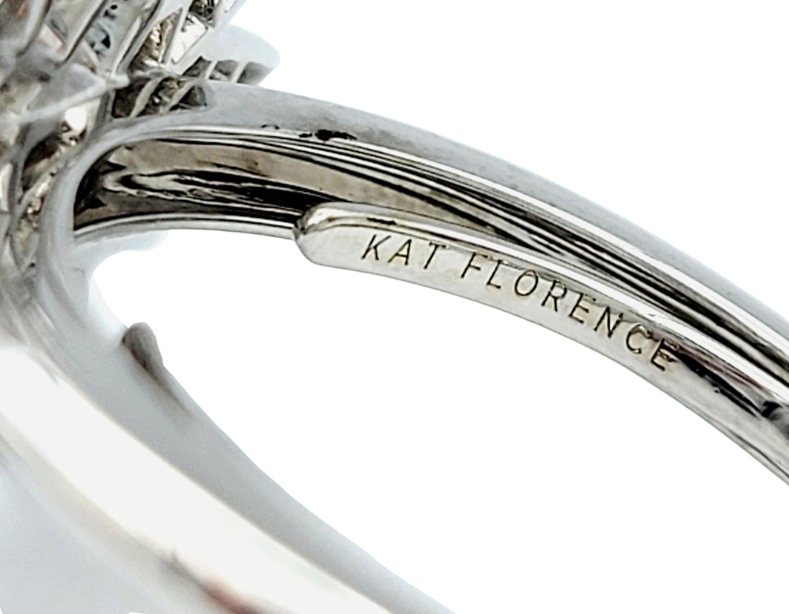 Kat Florence D Color Flawless Round Diamond Starburst Ring, 18 Karat White Gold For Sale 2
