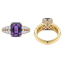 Kat Florence High Jewelry Ring with Unheated Lavender Bicolor Sapphire 4.51 ct a