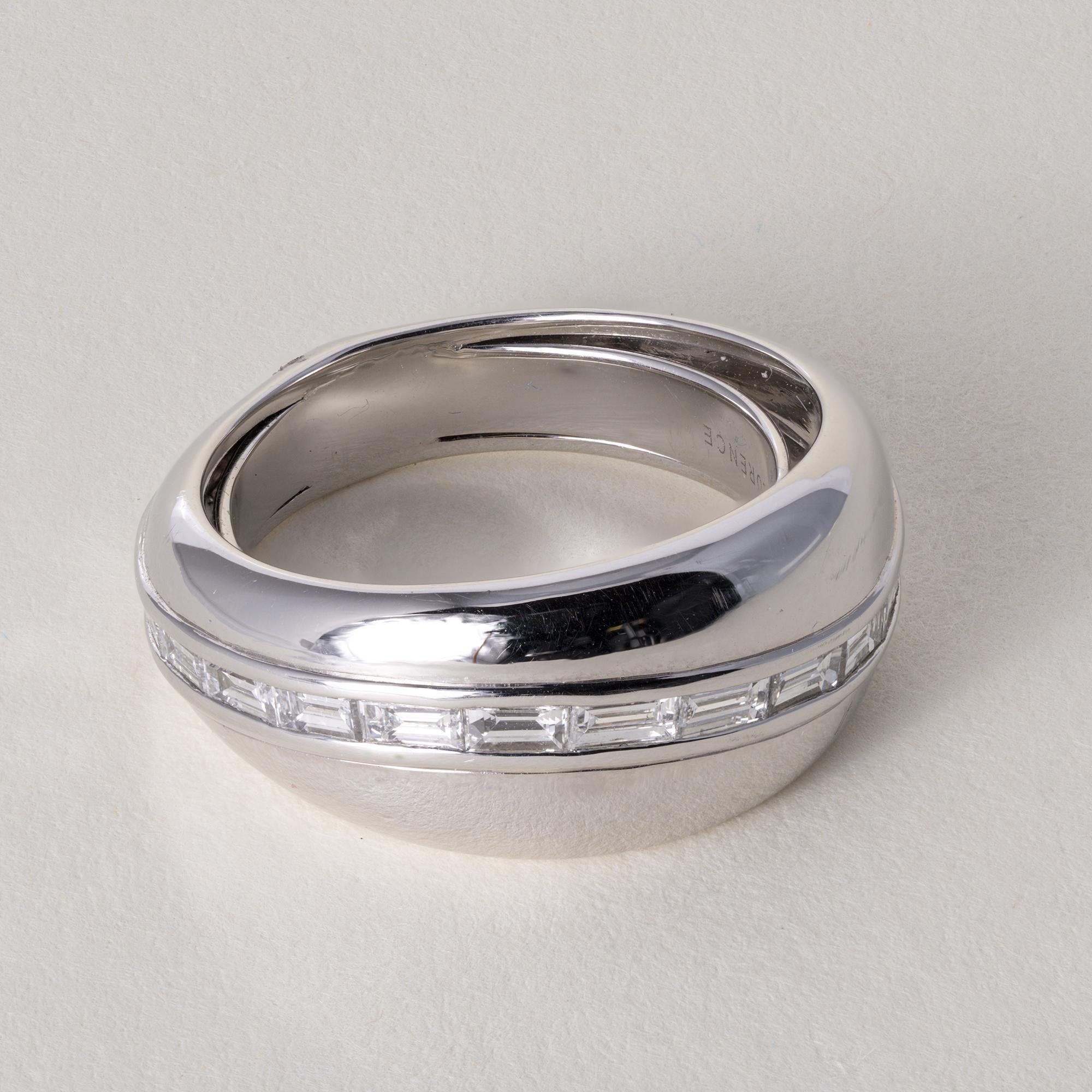 Contemporaneo Anello Kat Florence Plat/18K in oro 0,92 carati con diamante Baguette in vendita