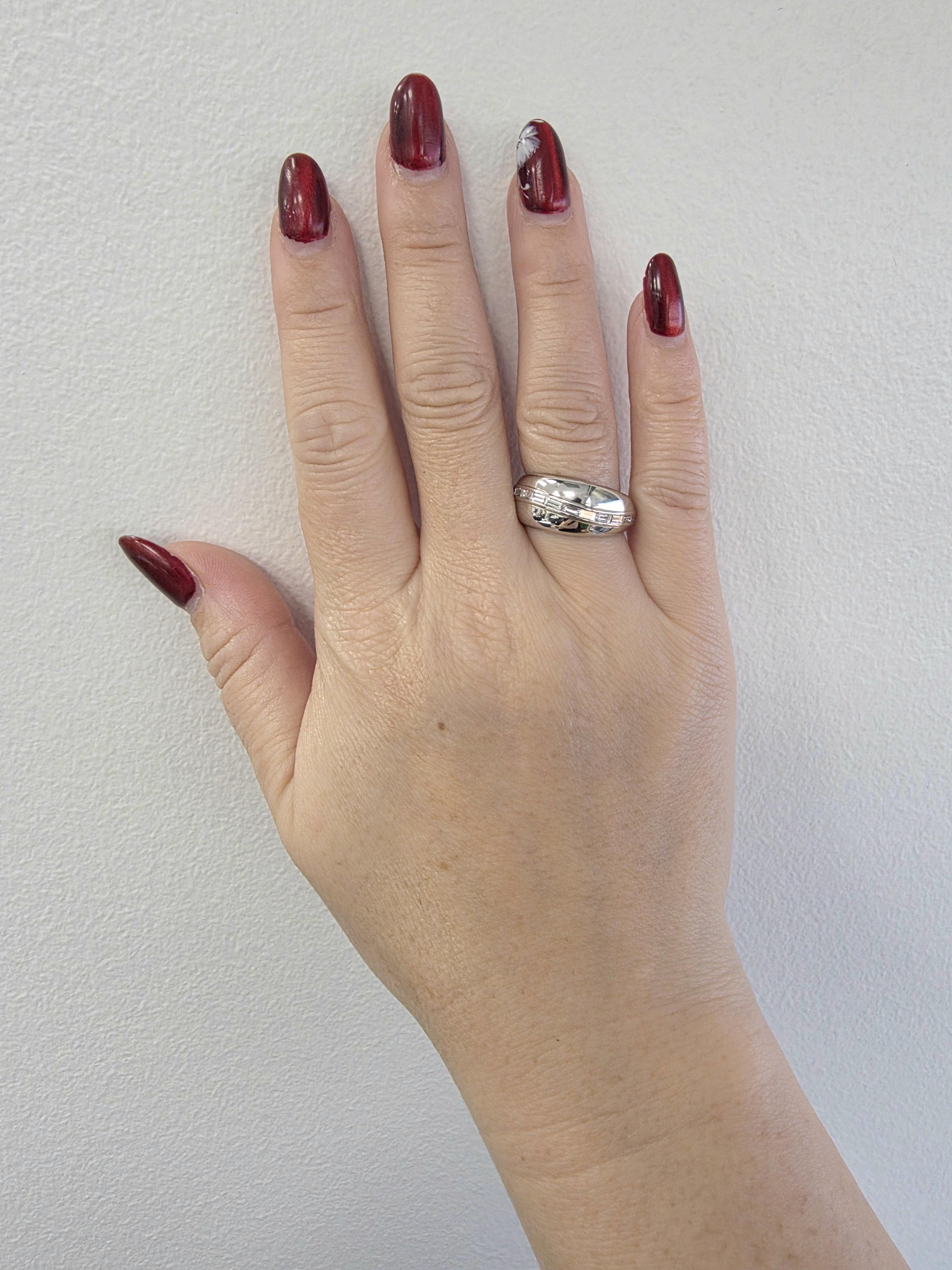 Taglio baguette Anello Kat Florence Plat/18K in oro 0,92 carati con diamante Baguette in vendita