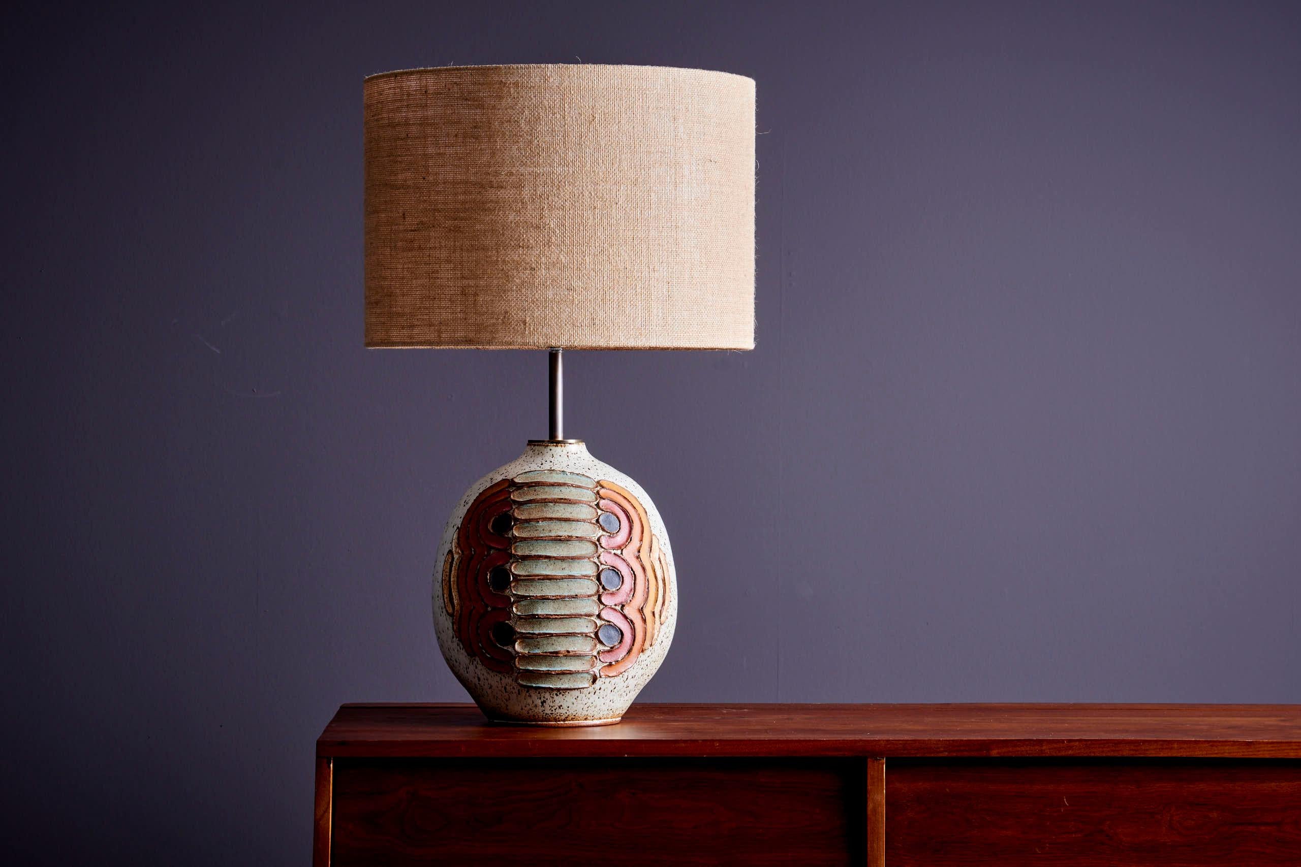 Modern Kat & Roger Table Lamp with hand-crafted and hand-painted ceramic base, USA For Sale