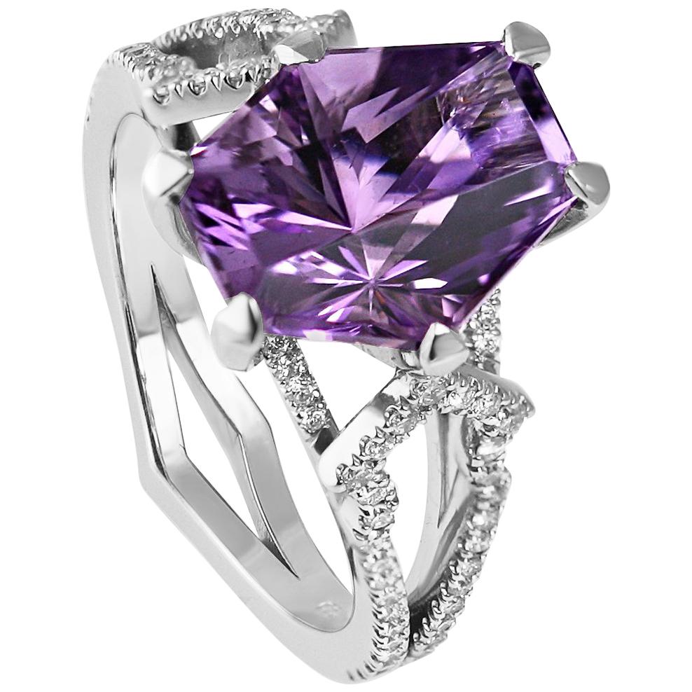 KATA 18Kt One-of-a-Kind Showpiece 2.78 Carat Amethyst and Diamond Cocktail Ring For Sale