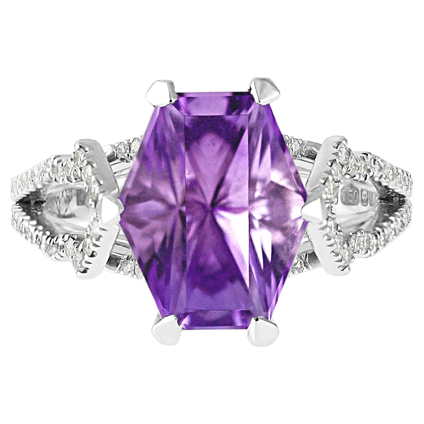 Kata Asteria Ring Bespoke 2.78Carat Amethyst with Diamonds Cocktail Fashion Ring For Sale