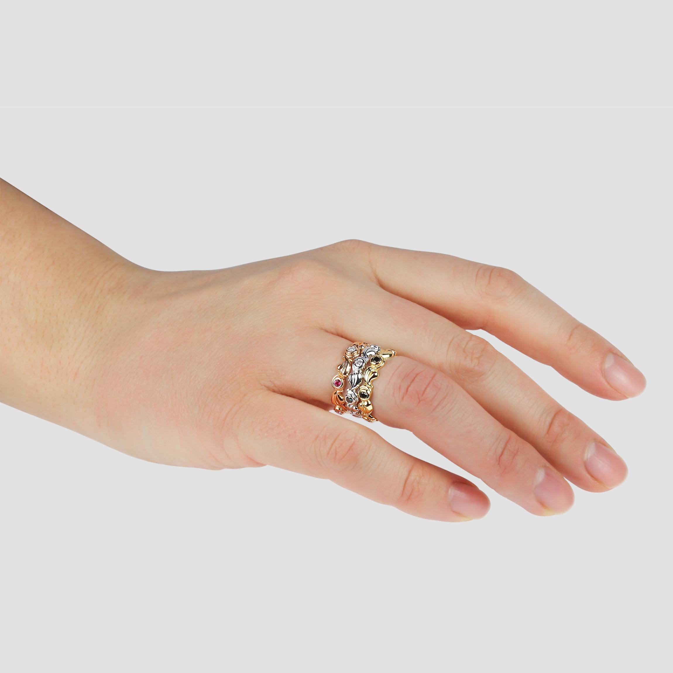 Modern KATA Grace 0.2ct White & 0.04ct Pink Diamonds 18ct Rose Gold Band Wedding Ring For Sale