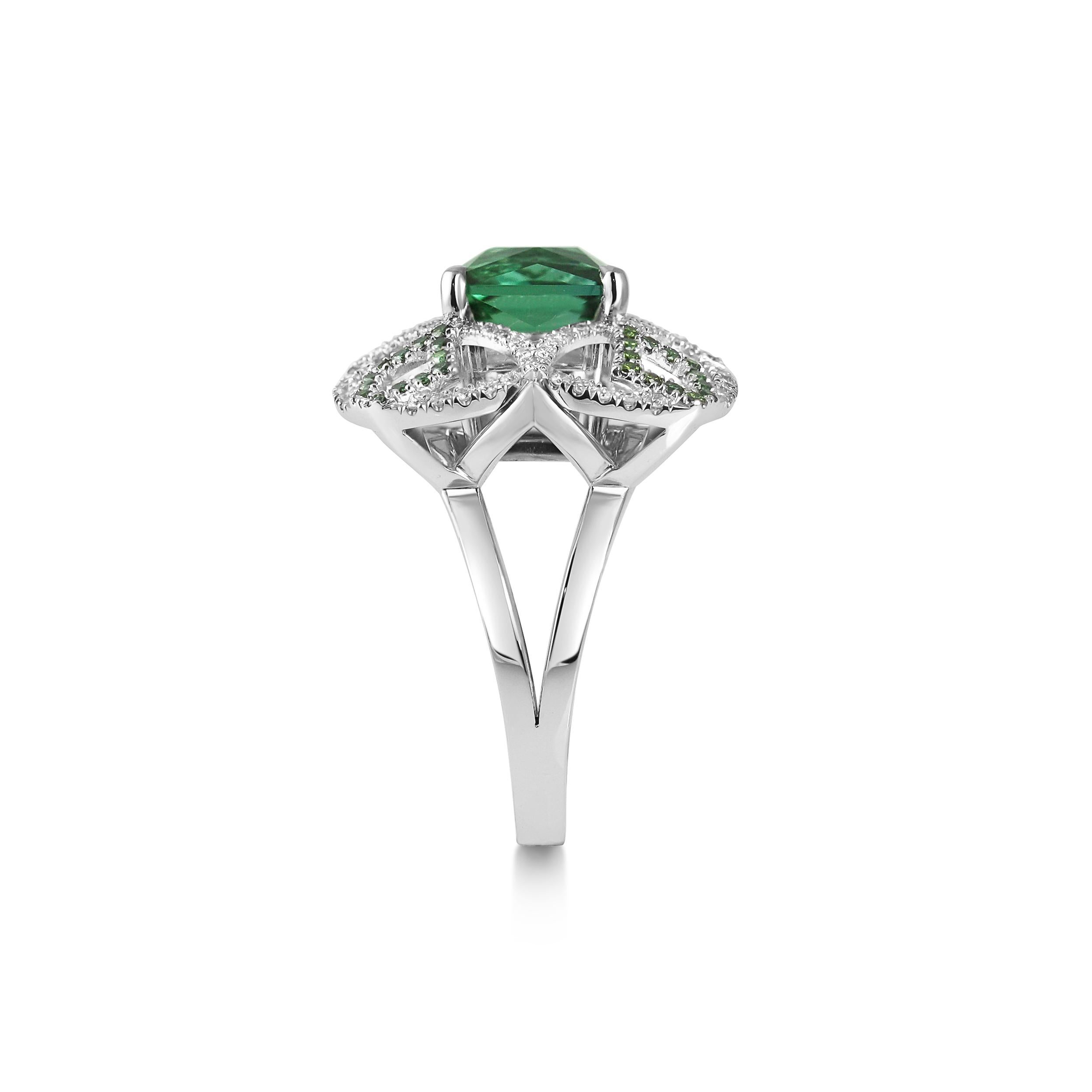 KATA Pomona Ring aus grünem Turmalin im Asscher-Schliff mit grünem, weißem Diamanten, 3,76 Karat Damen im Angebot